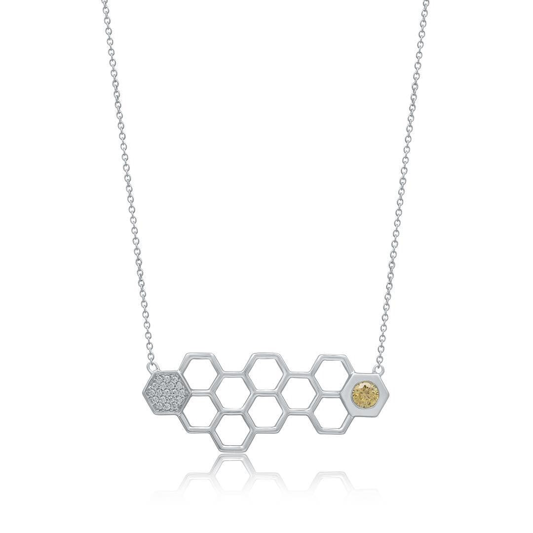 MARVEL Universe Fine Jewelry The Wasp - 18" Pendant Necklace 925 Sterling Silver