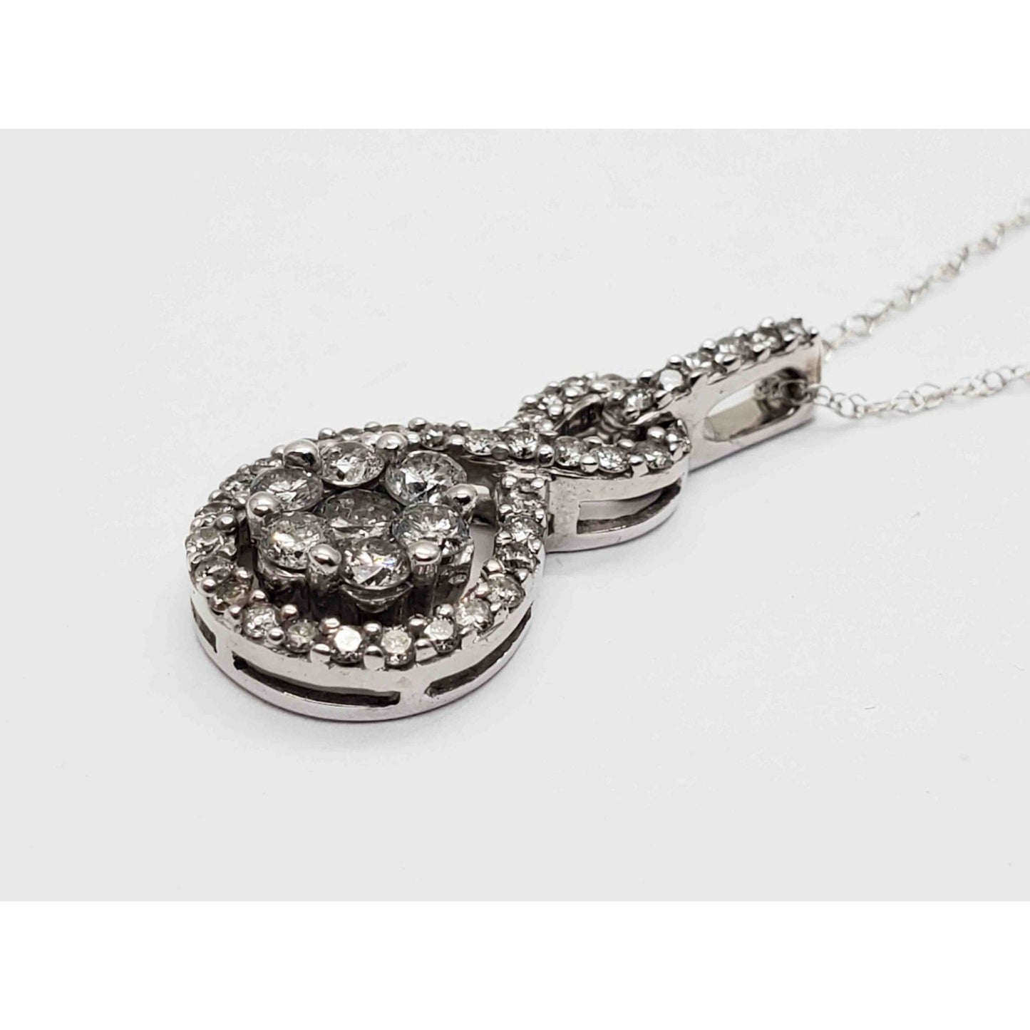 0.3 ctw Diamond Cluster Infinity Loop Pendant Necklace 10k White Gold