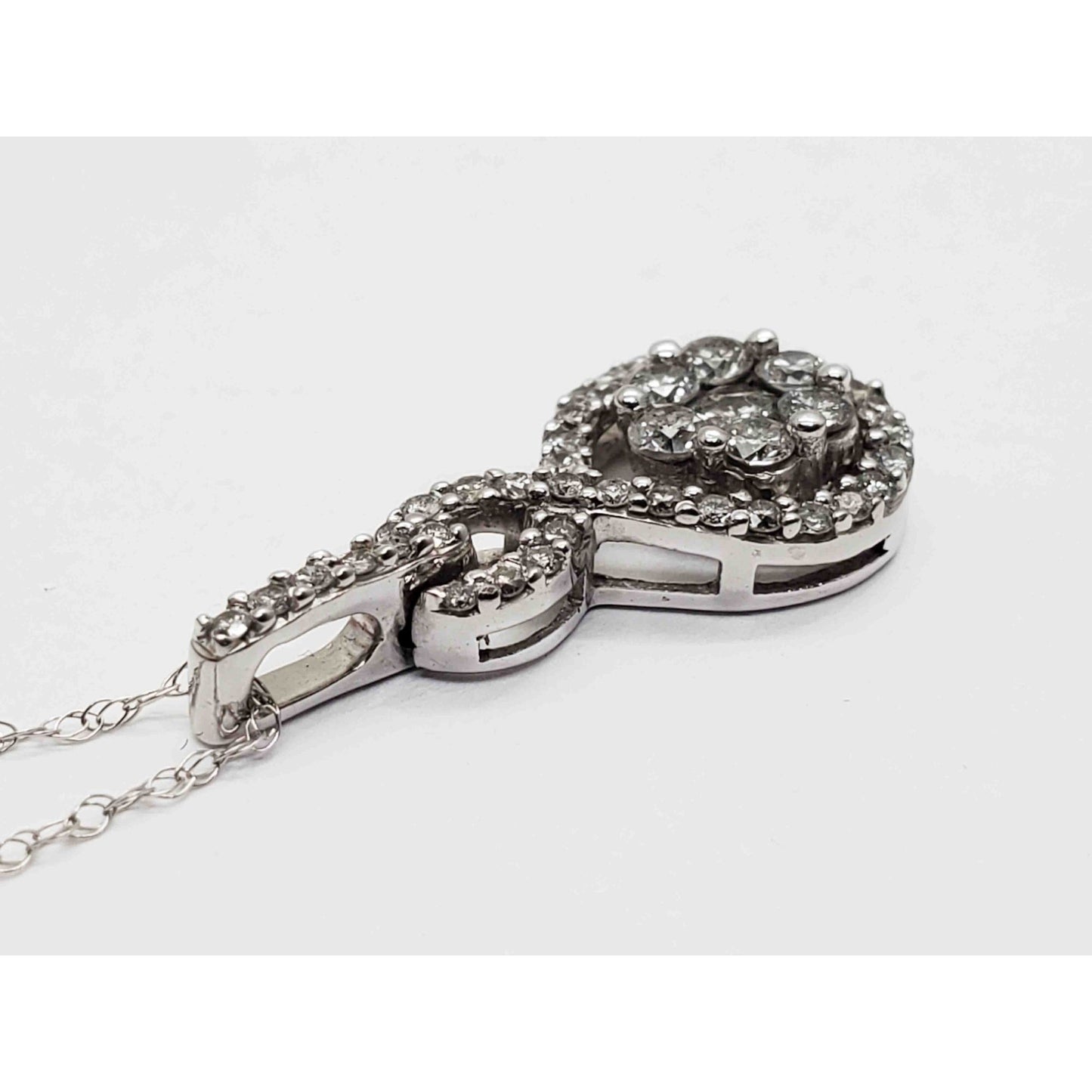 0.3 ctw Diamond Cluster Infinity Loop Pendant Necklace 10k White Gold