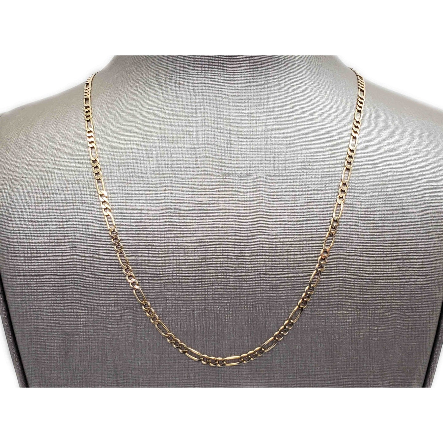 2.6mm Wide Figaro Style Chain Necklace 14k Gold 18" Long