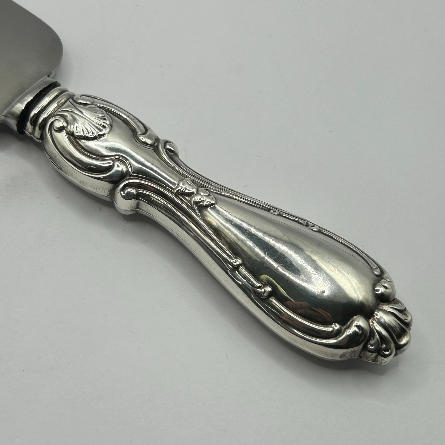 Vintage 10" Sterling Handle Pie/Cake Server Sheffield Made in England