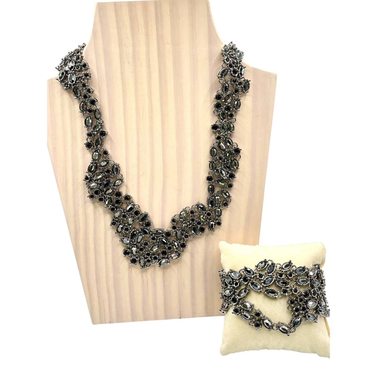 St. John Women's Crystal Collar Necklace and Bracelet Set Silver Tone Filigree