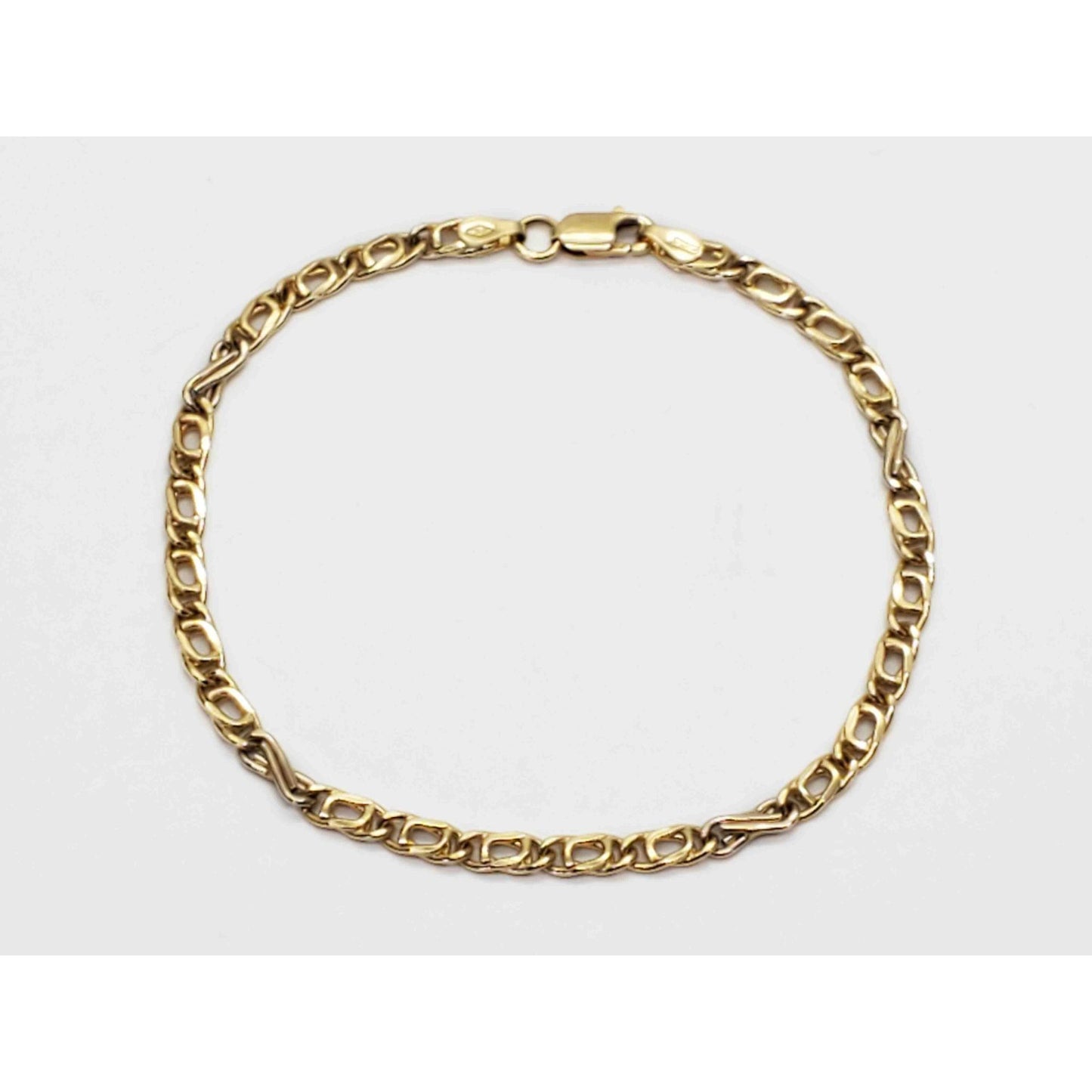 Italian 3.7mm Wide Fancy Link Tennis Bracelet 8" Long 18k Gold
