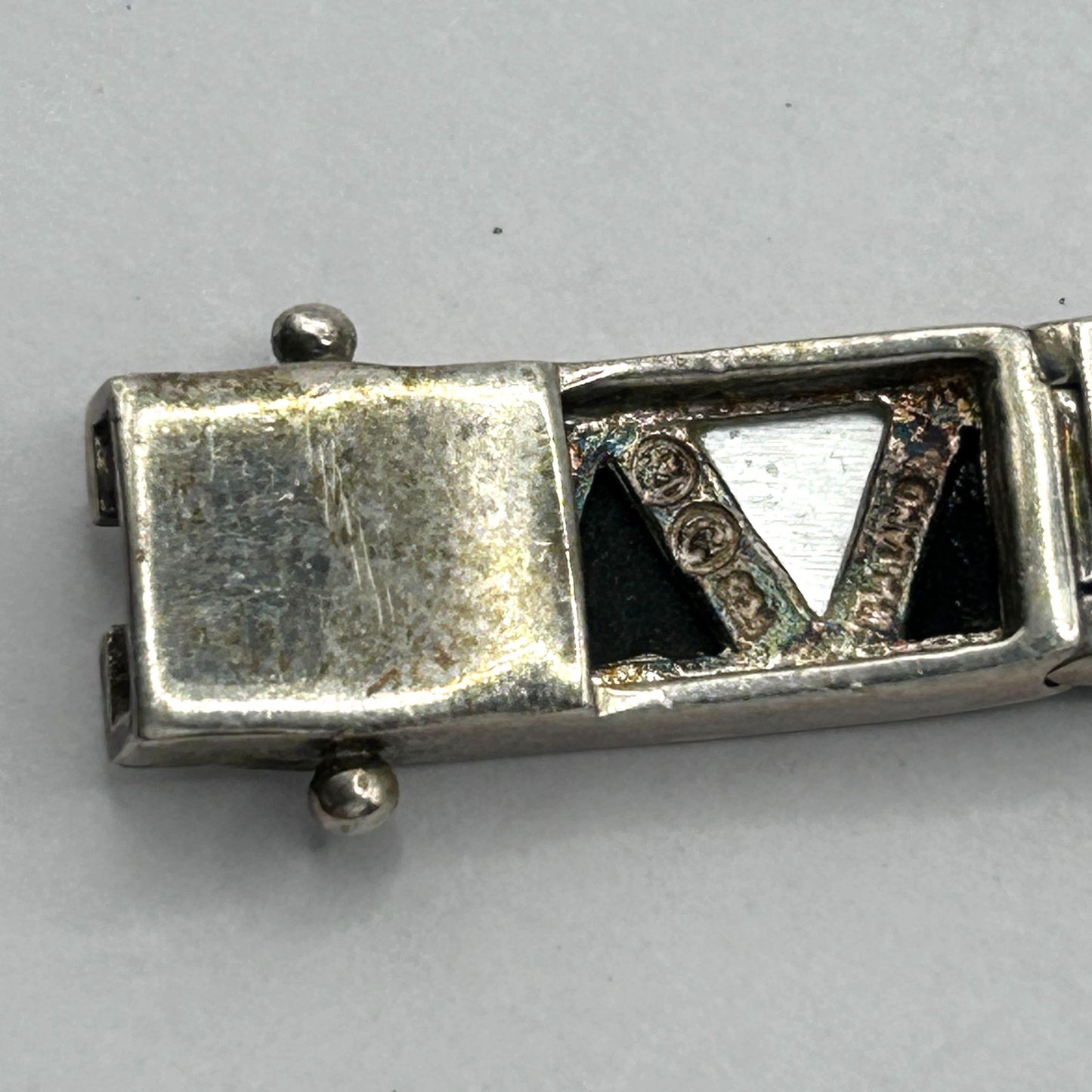 Vintage Sterling Silver Black Onyx & Mother of Pearl Inlay Link Panel Bracelet