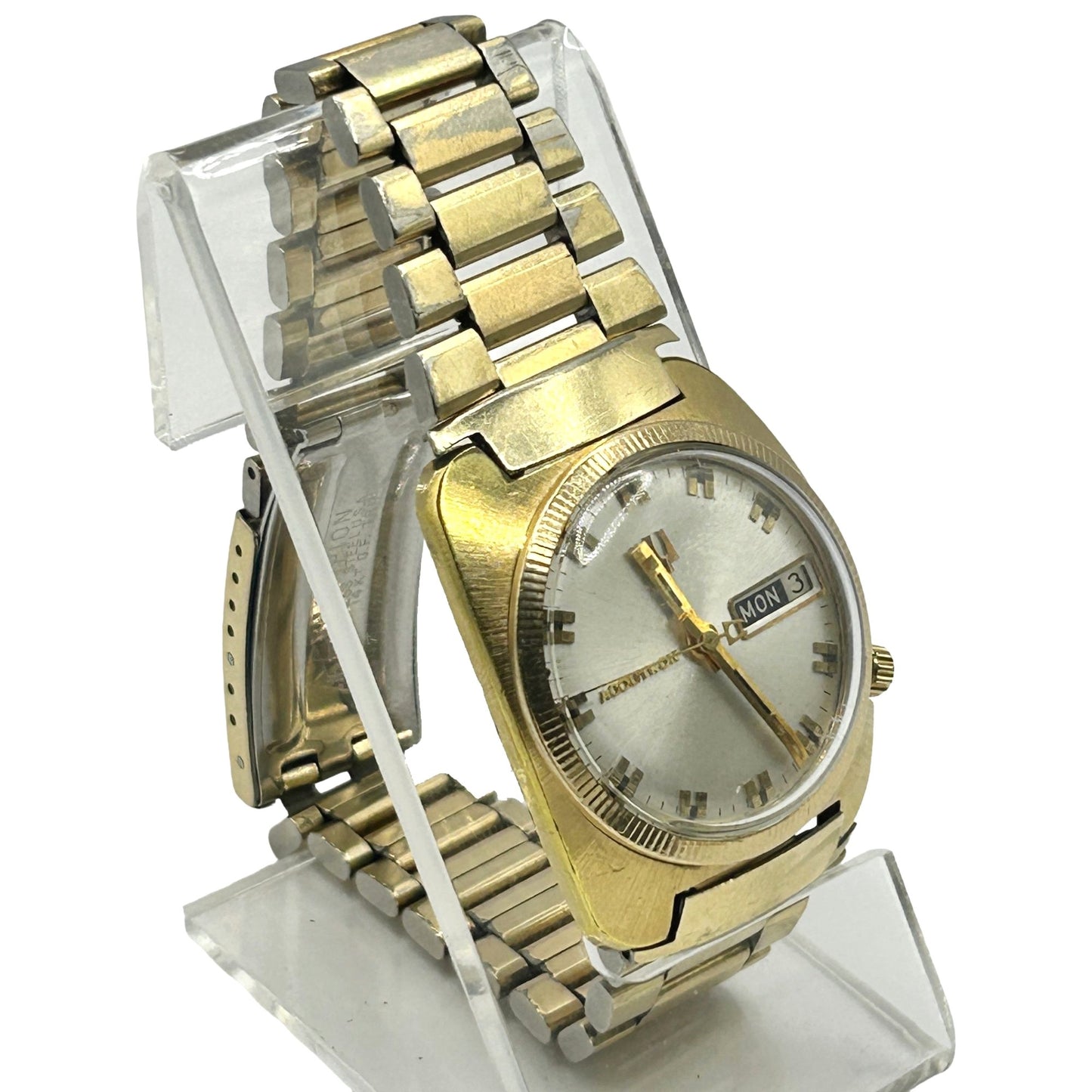 1971 Bulova Accutron 218 E77850 Yellow Gold Plated Day/Date Watch - NOT WORKING