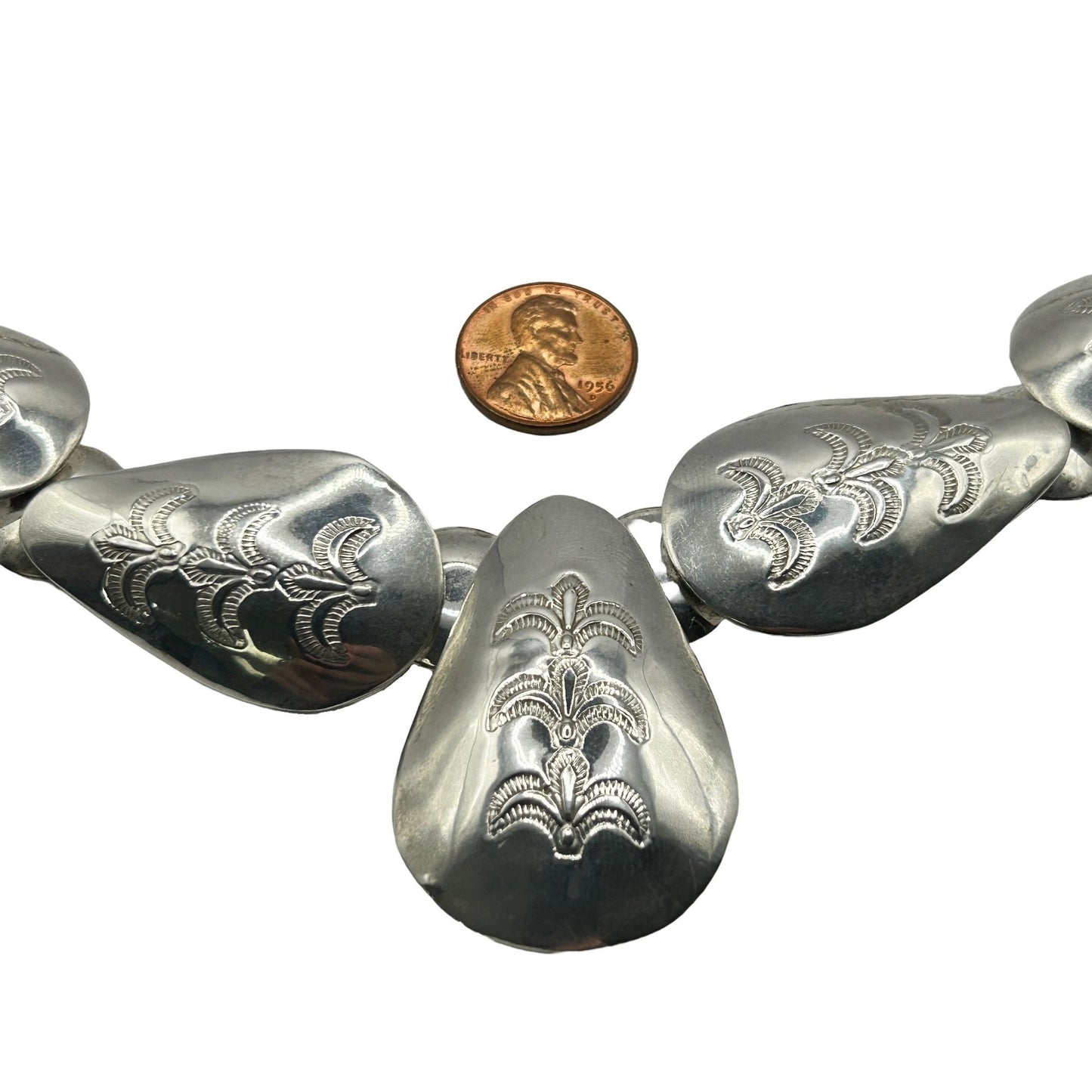Sterling Silver Navajo Native American Concho Bead - 22.5" Necklace 65.9g