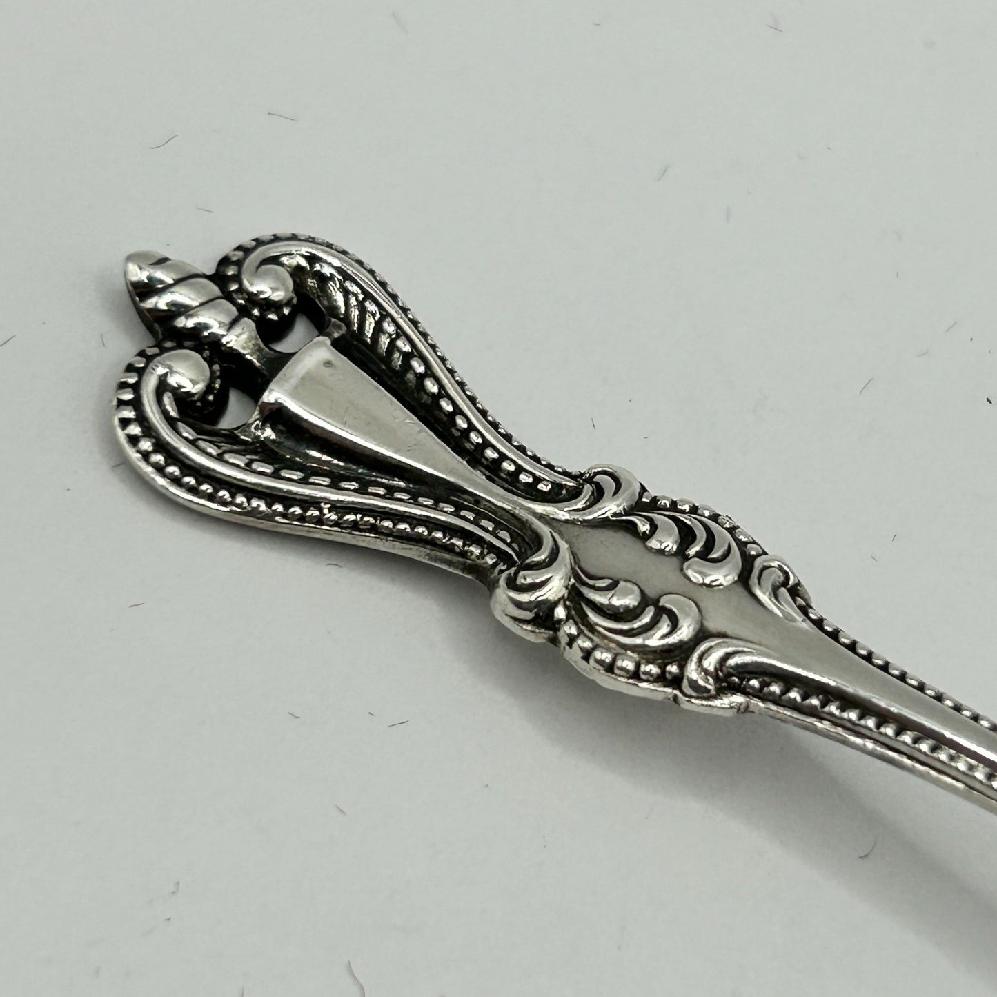 Towle Old Colonial Sterling Silver Bon-Bon Confection Pierced Spoon 4-1/2"