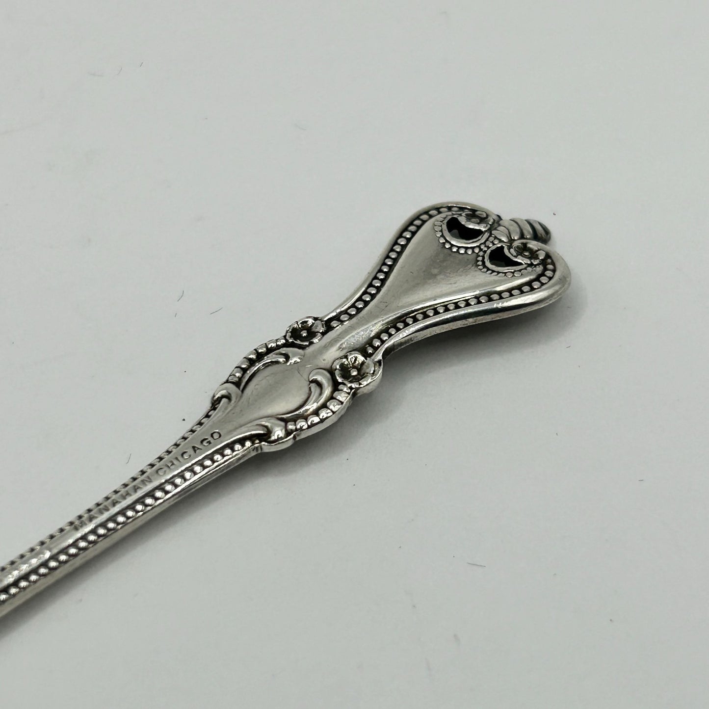 Towle Old Colonial Sterling Silver Bon-Bon Confection Pierced Spoon 4-1/2"