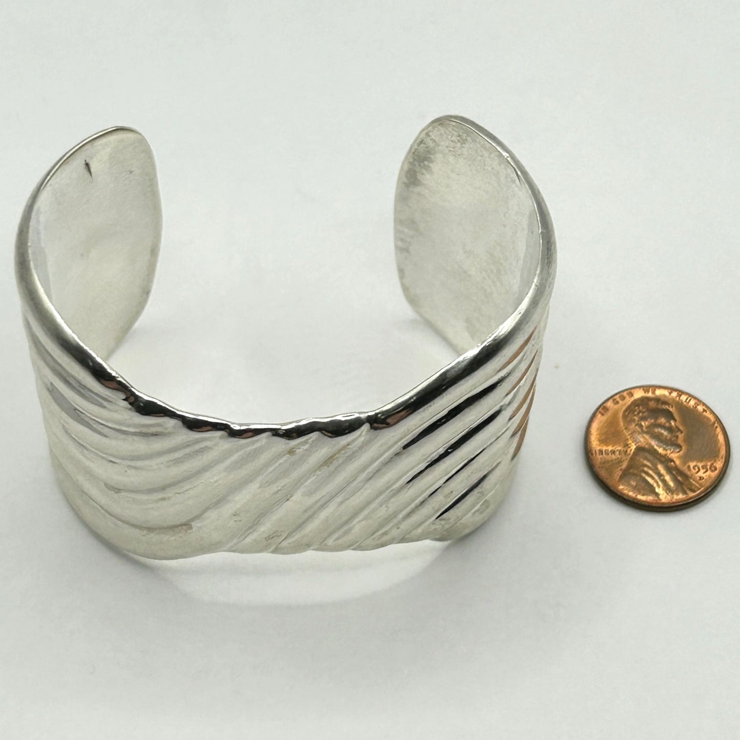 Los Ballesteros Heavy 925 Sterling Silver Modernist Cuff Bracelet