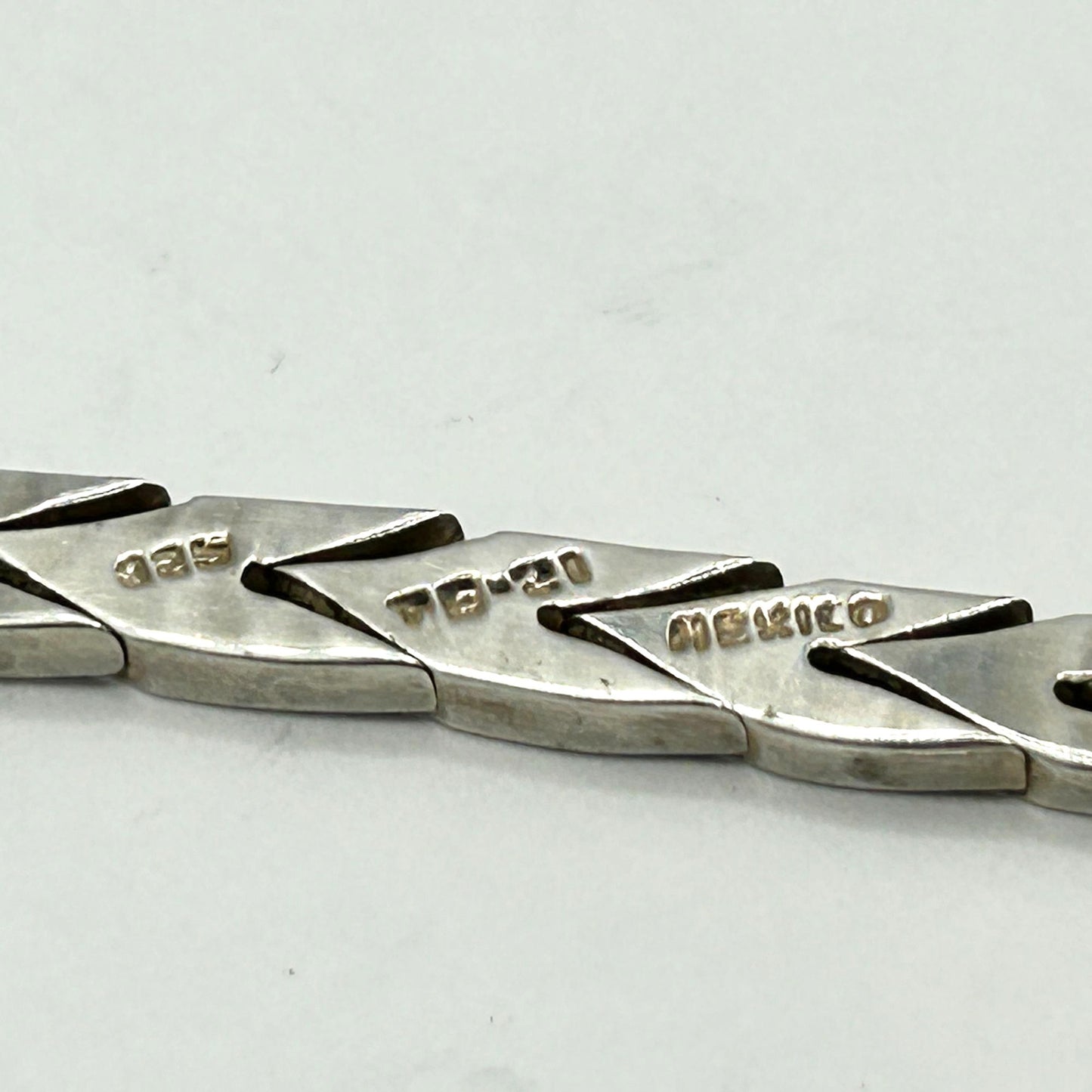 925 Sterling Silver Vintage Mexico Arrow Link 16.5" Necklace 68g