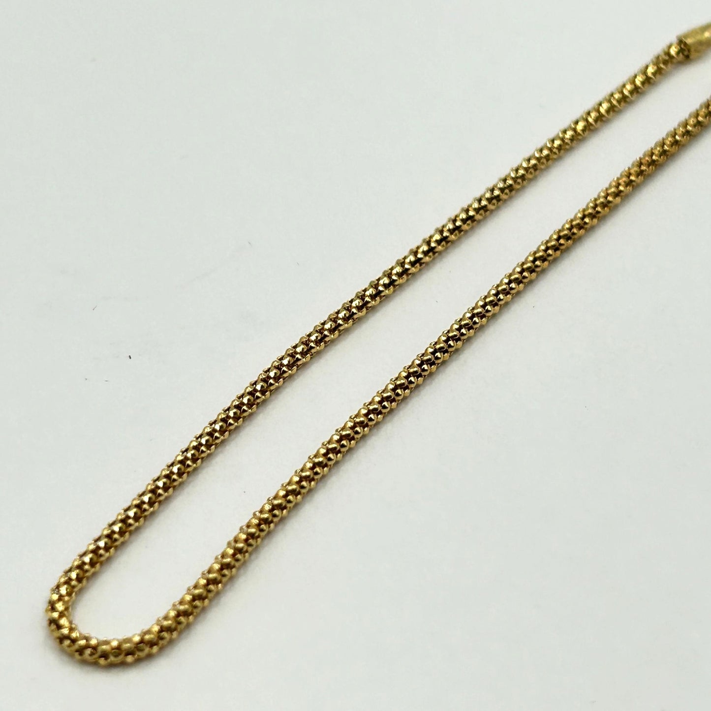 18k Gold Italy Popcorn Mesh Bracelet 2mm x 7.6" Long - Lobster Clasp