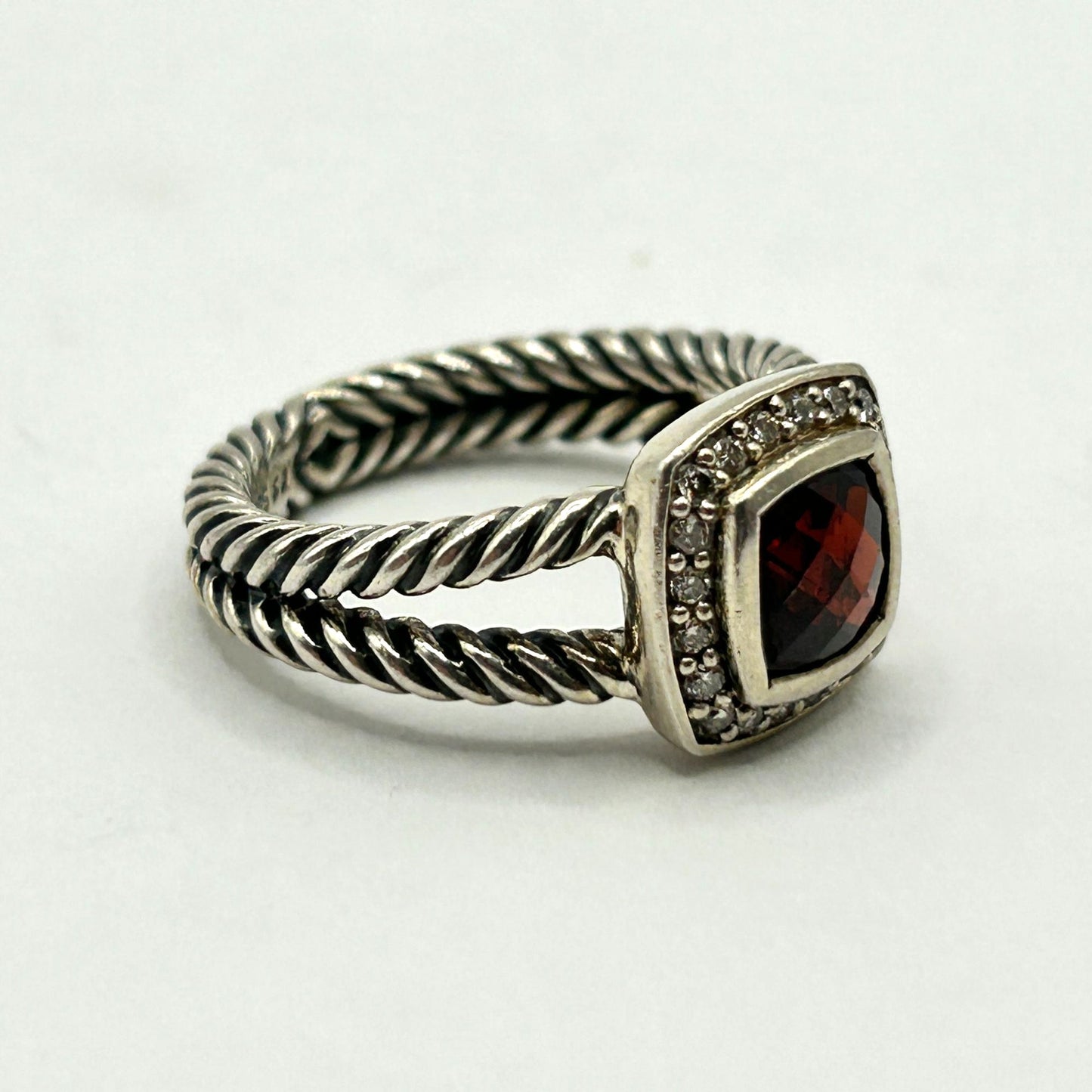David Yurman Petite Albion Ring Sterling Silver with Garnet and Diamonds, Size 7