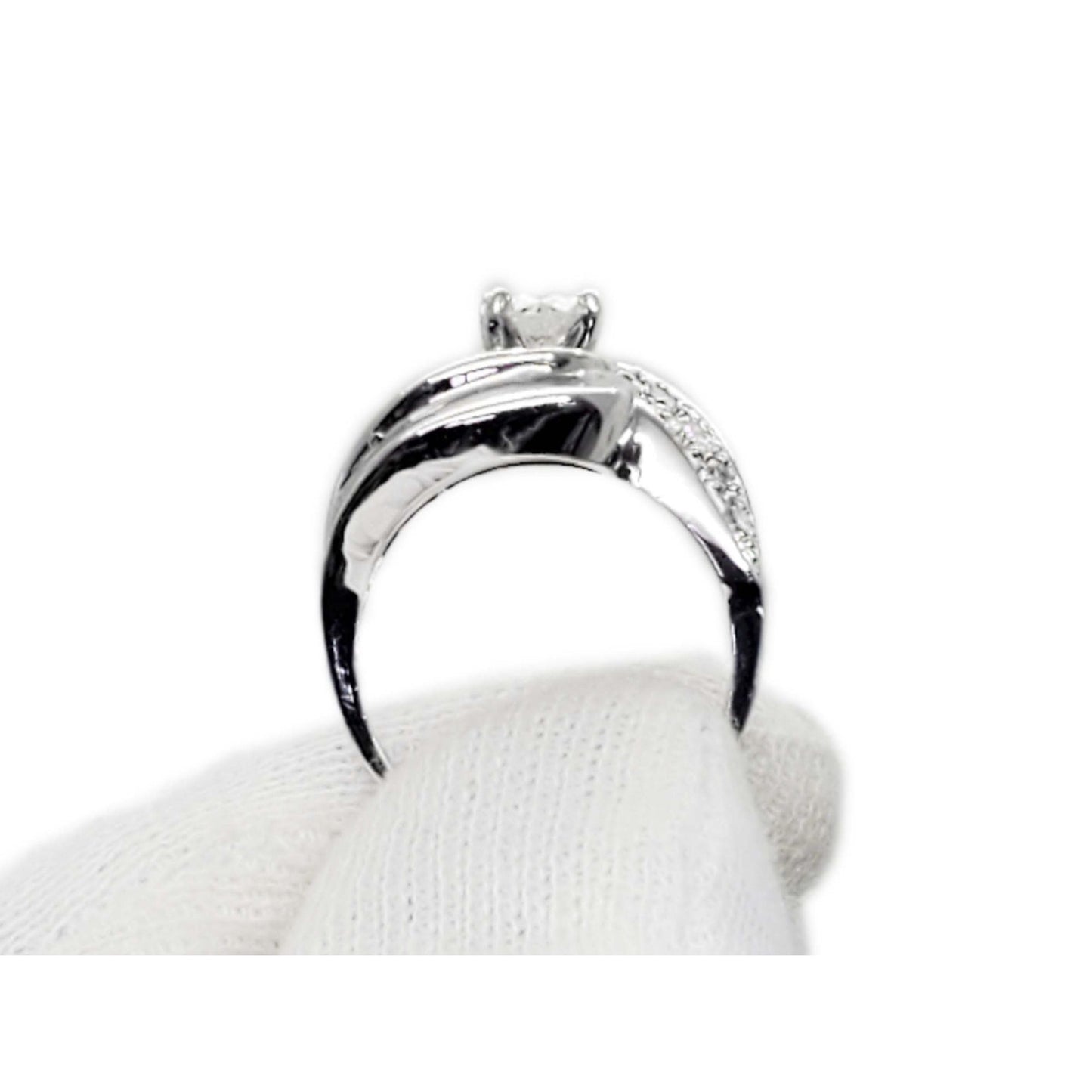 0.72 ctw Natural Diamond Swirl Bypass Style Ring 14k White Gold Size 5