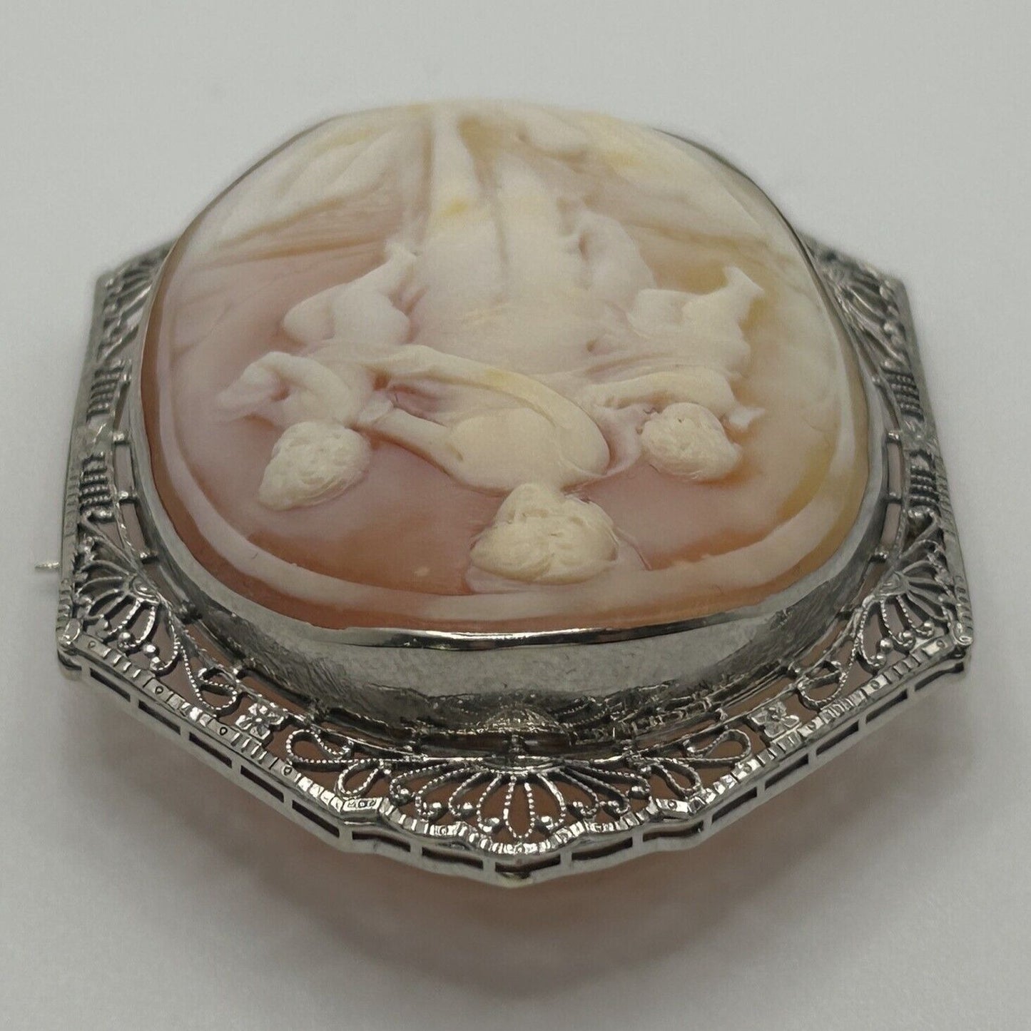 14k White Gold Filigree Lace Mother and Children Carved Cameo