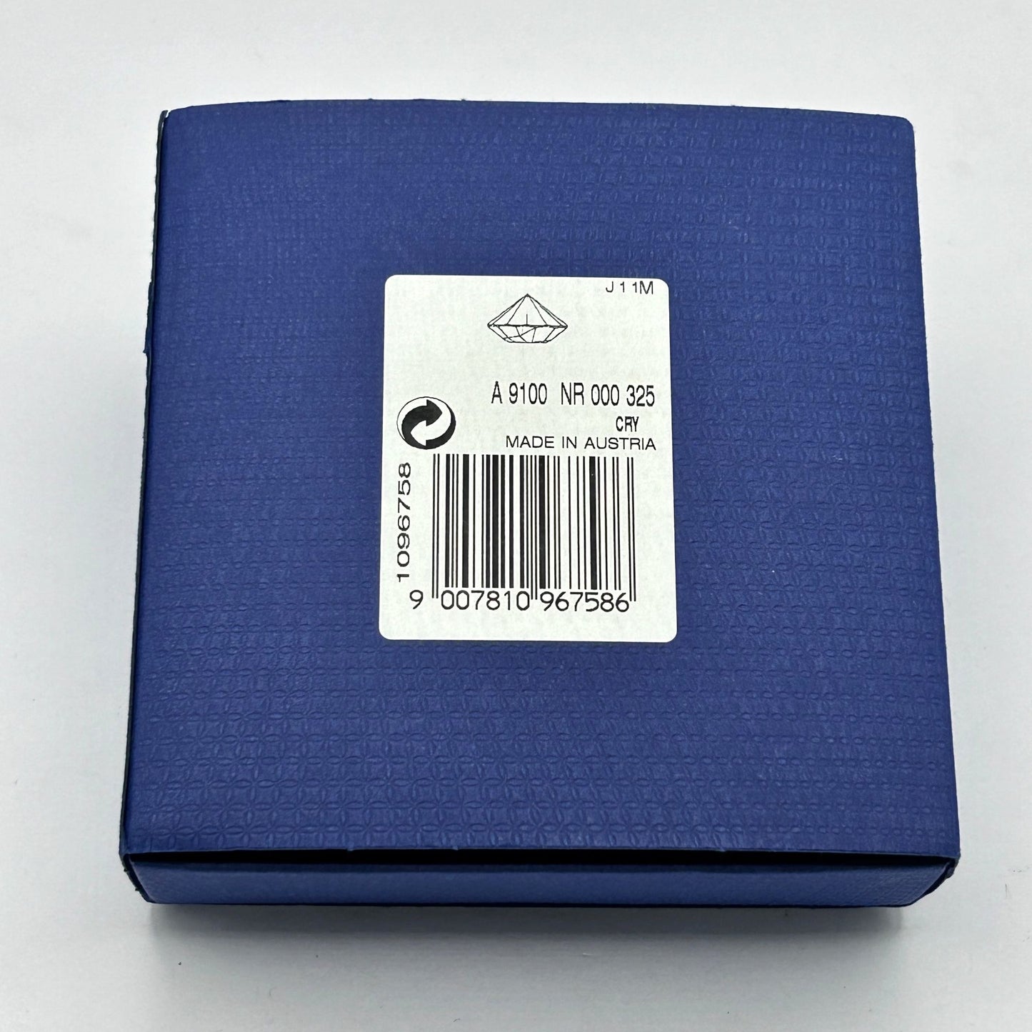 Swarovski Crystal Society A 9100 NR 000 325 Round Diamond Paperweight In Box