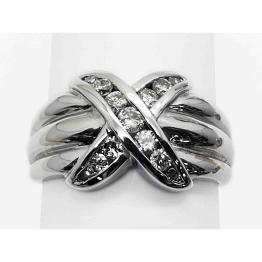 0.26 ctw Diamond Kiss "X" Ribbon Style Band Ring 10k White Gold Size 7.25