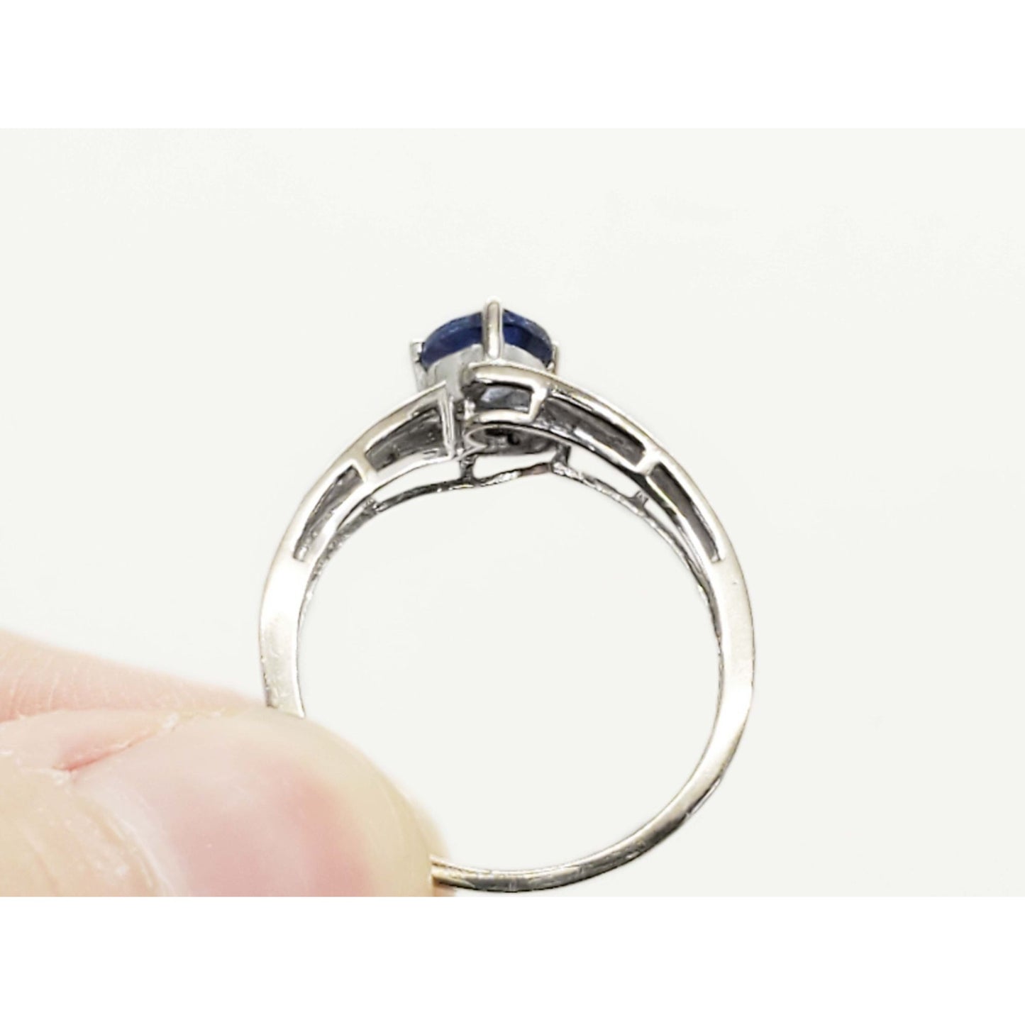 0.64 ctw Trillion Natural Tanzanite Ring 10k White Gold Size 8.75