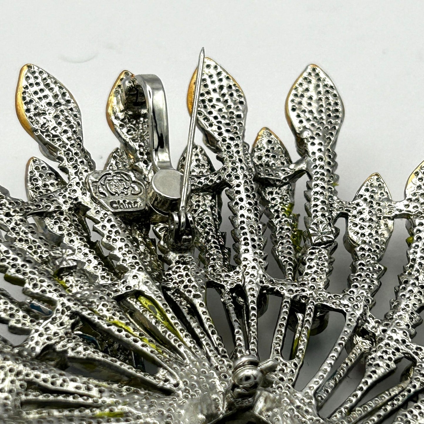 Princess Amanda Borghese Brooch Large Colorful Rhinestone Peacock w/Pendant Loop