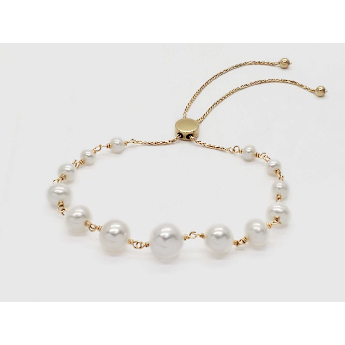 Jewelmak Designer Graduated Pearl Bead Bolo Bracelet 14k Gold