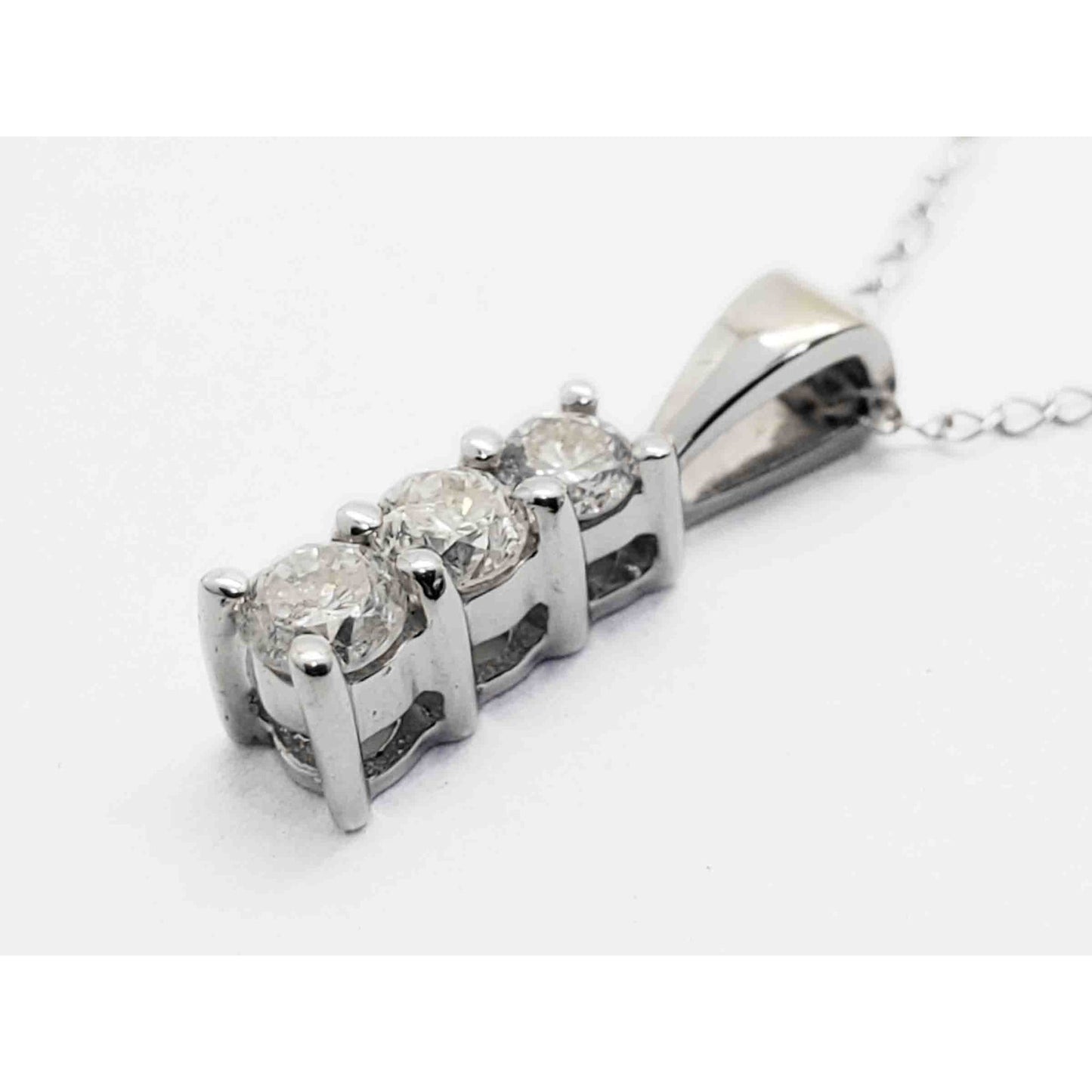 0.25 ctw Natural Diamond Journey Style Mini Drop Pendant 14k White Gold