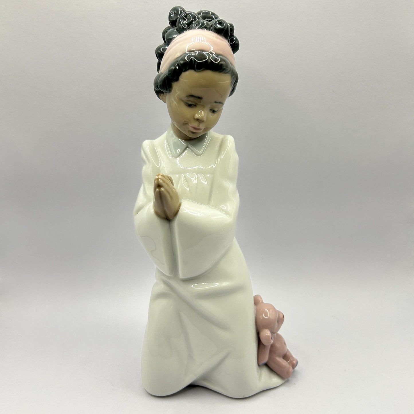 Lladro Black Legacy Bedtime Prayers 1997-13 Open Box Porcelain Figure