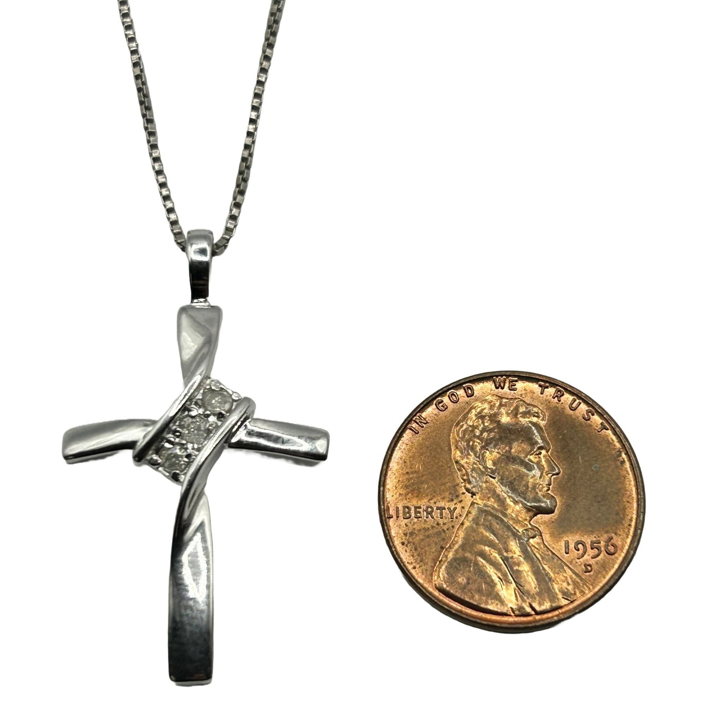 925 Sterling Silver & Diamond Cross Pendant Necklace