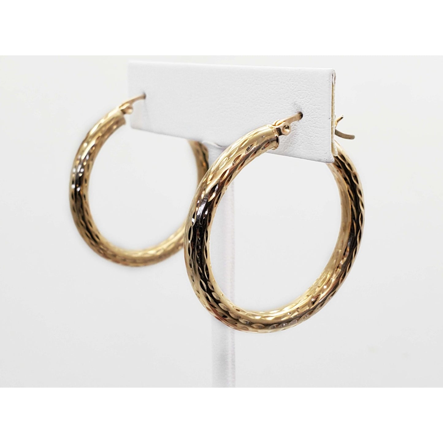 4.2mm Wide Dia-Cut Design Hoop Earrings 14k Gold