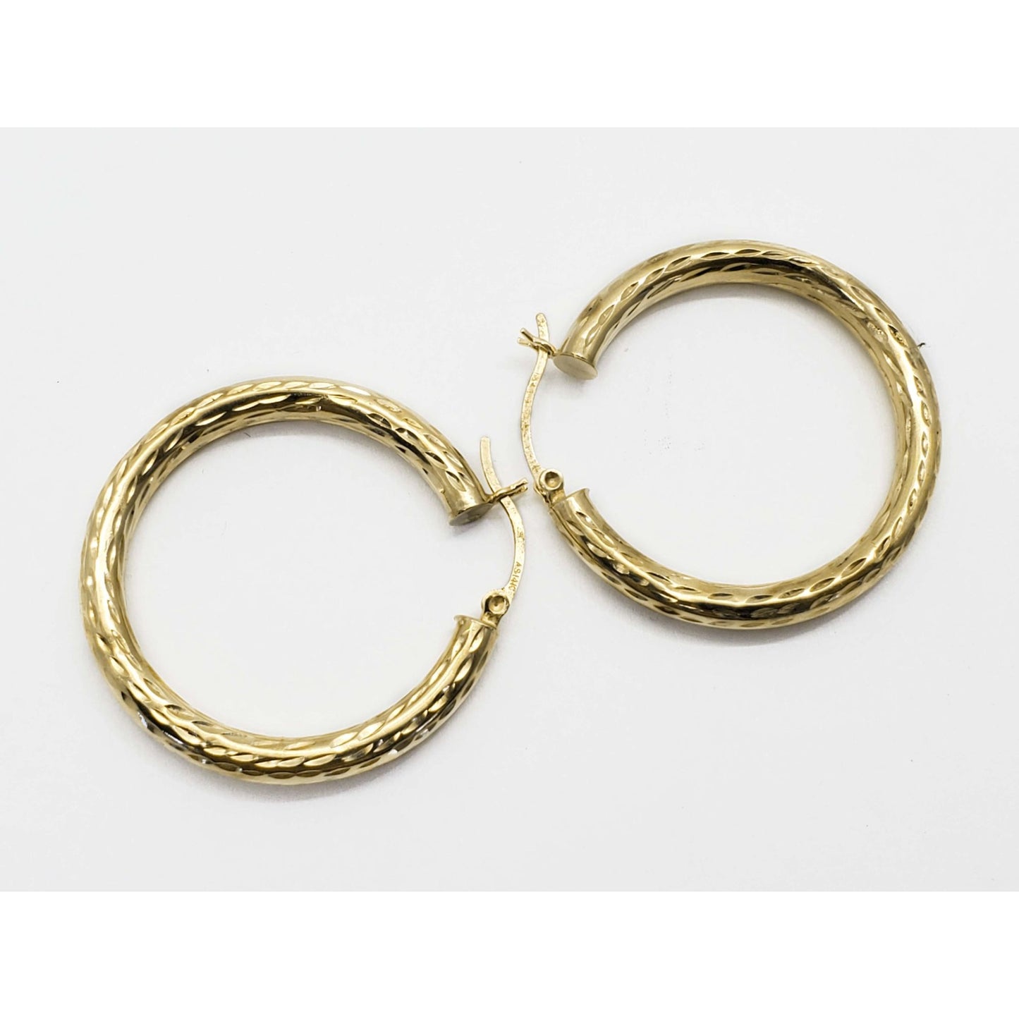 4.2mm Wide Dia-Cut Design Hoop Earrings 14k Gold