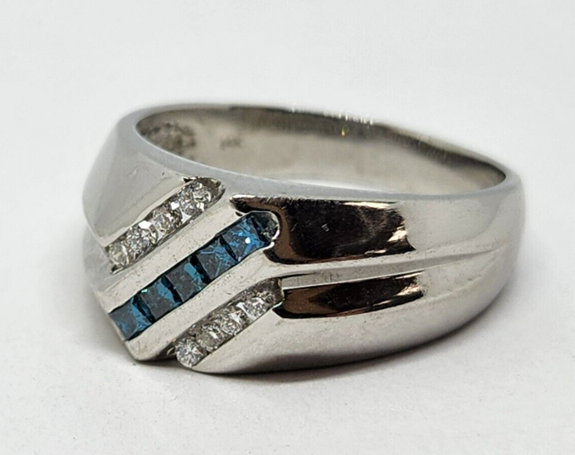 Men's 14k White Gold 0.5ct tw Princess Cut Blue & White Diamond Ring, Size 12