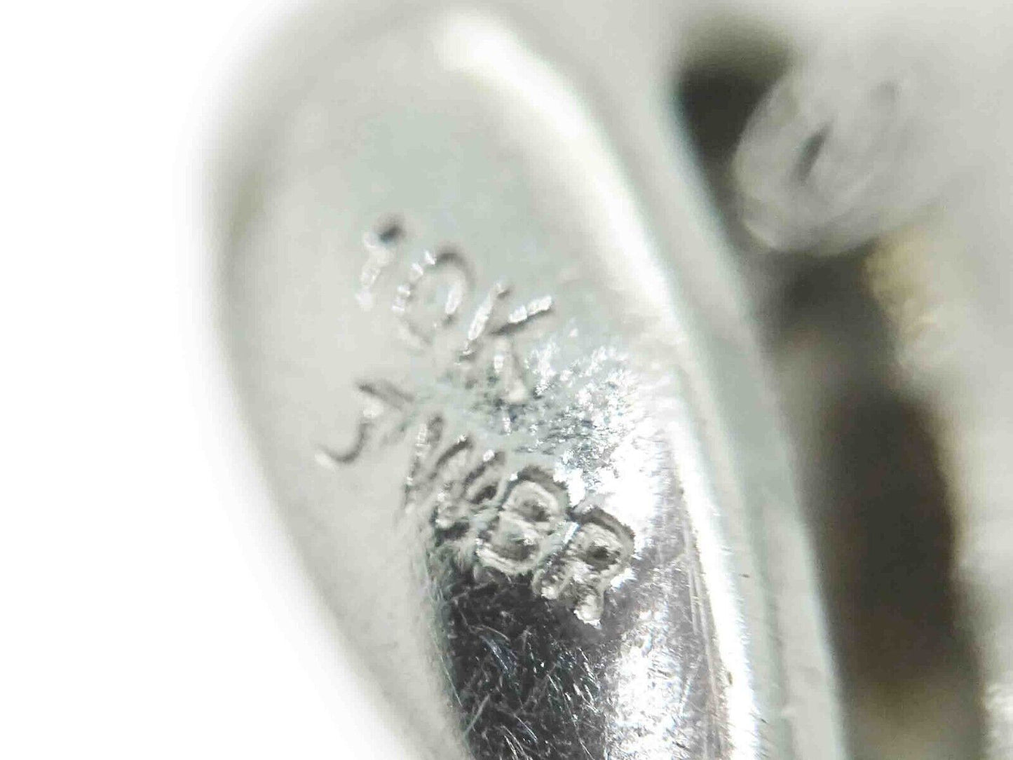 0.20ct tw Diamond Twist Ribbon Design Pendant Necklace 10k White Gold