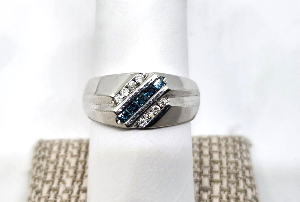 Men's 14k White Gold 0.5ct tw Princess Cut Blue & White Diamond Ring, Size 12