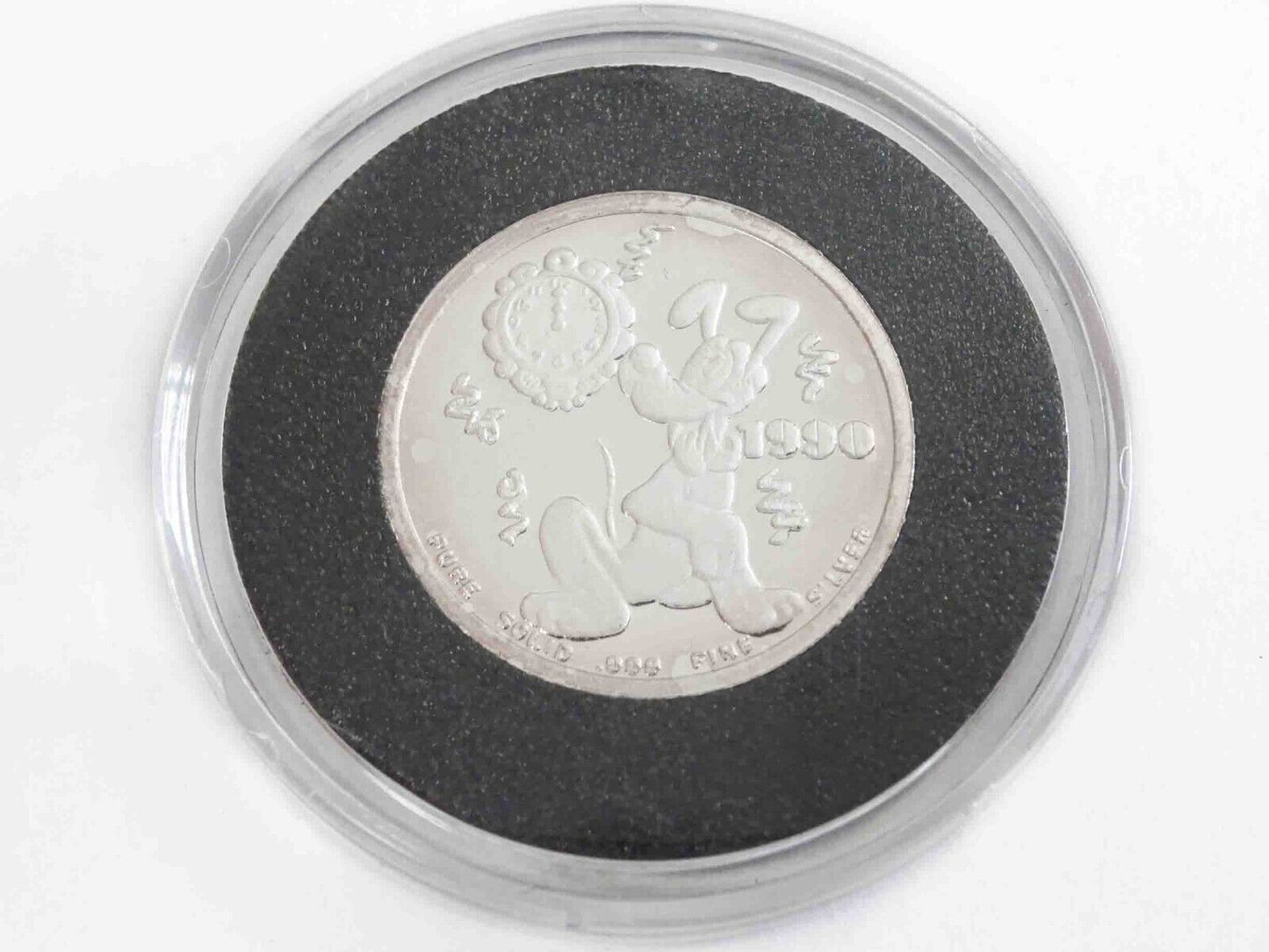 Disney 1989-1990 Mickey's Holiday Greetings 1/10 oz .999 Fine Silver Coin