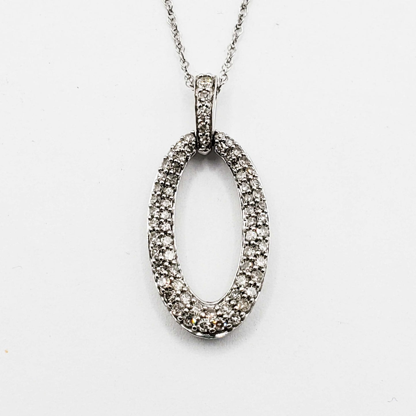 New Old Stock Macy's 0.5 ctw Diamond Oval Pendant 10k White Gold w/Original Box