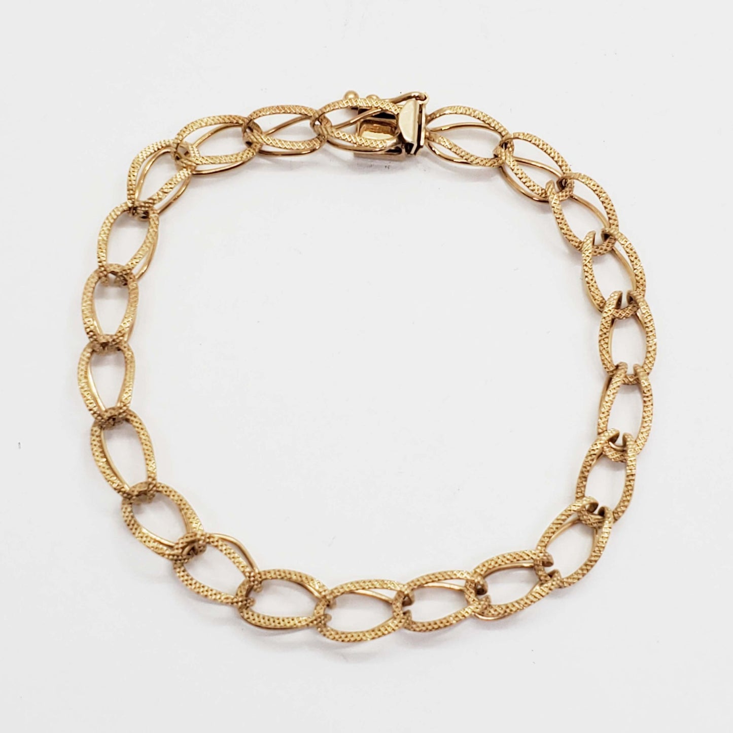 6mm Wide Large Loop Old Style Charm Bracelet 14k Gold