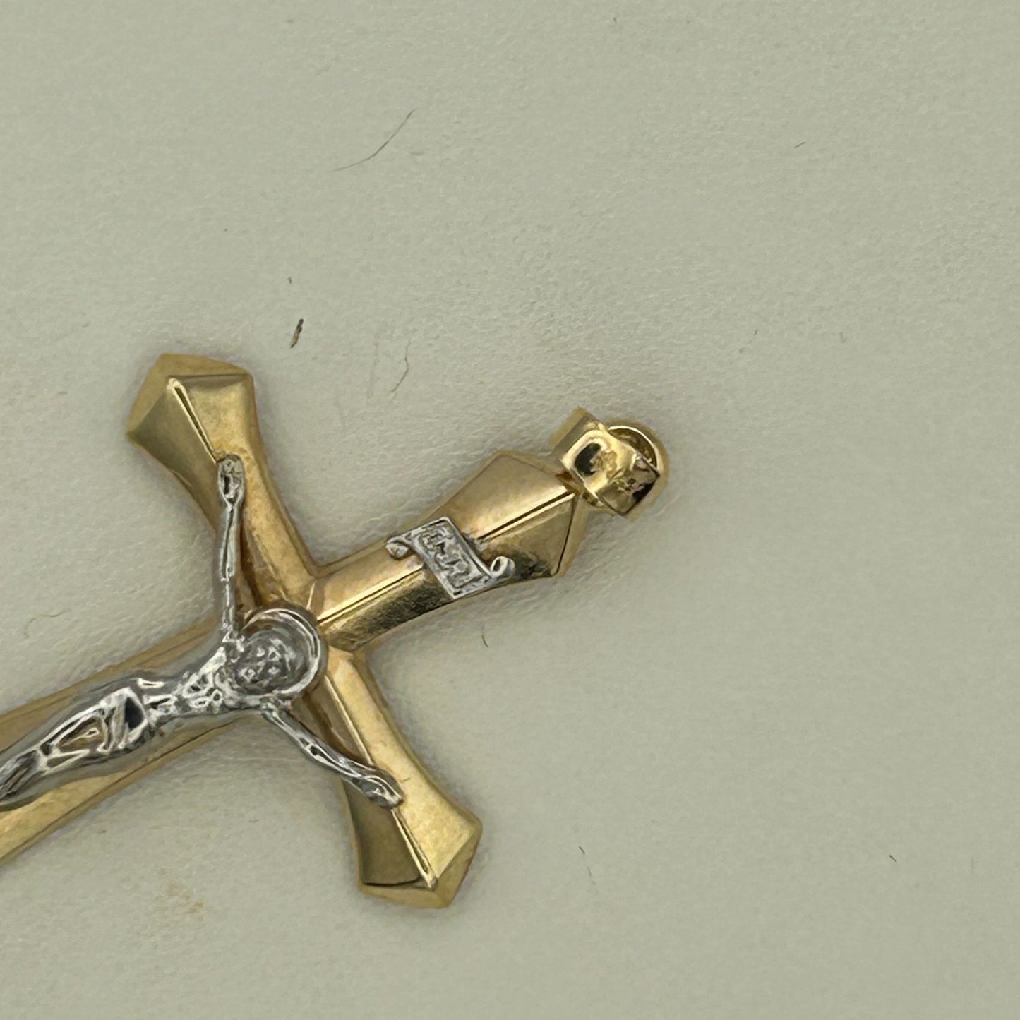 Italian 14k Yellow Gold INRI Crucifix Cross Charm Pendant 1.5" 1.3 grams