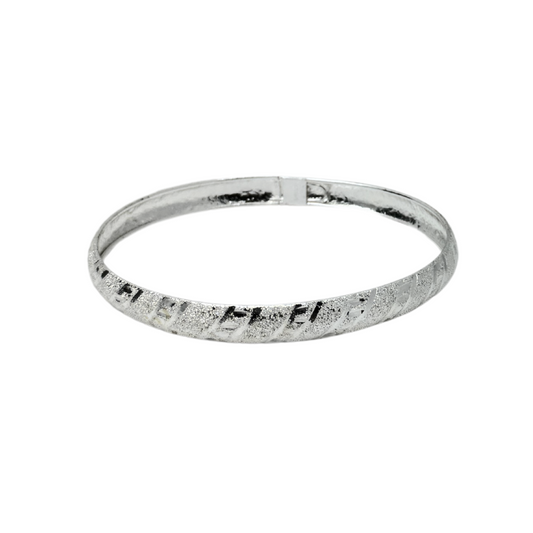 SS Etched Push On Clasp Bangle Bracelet