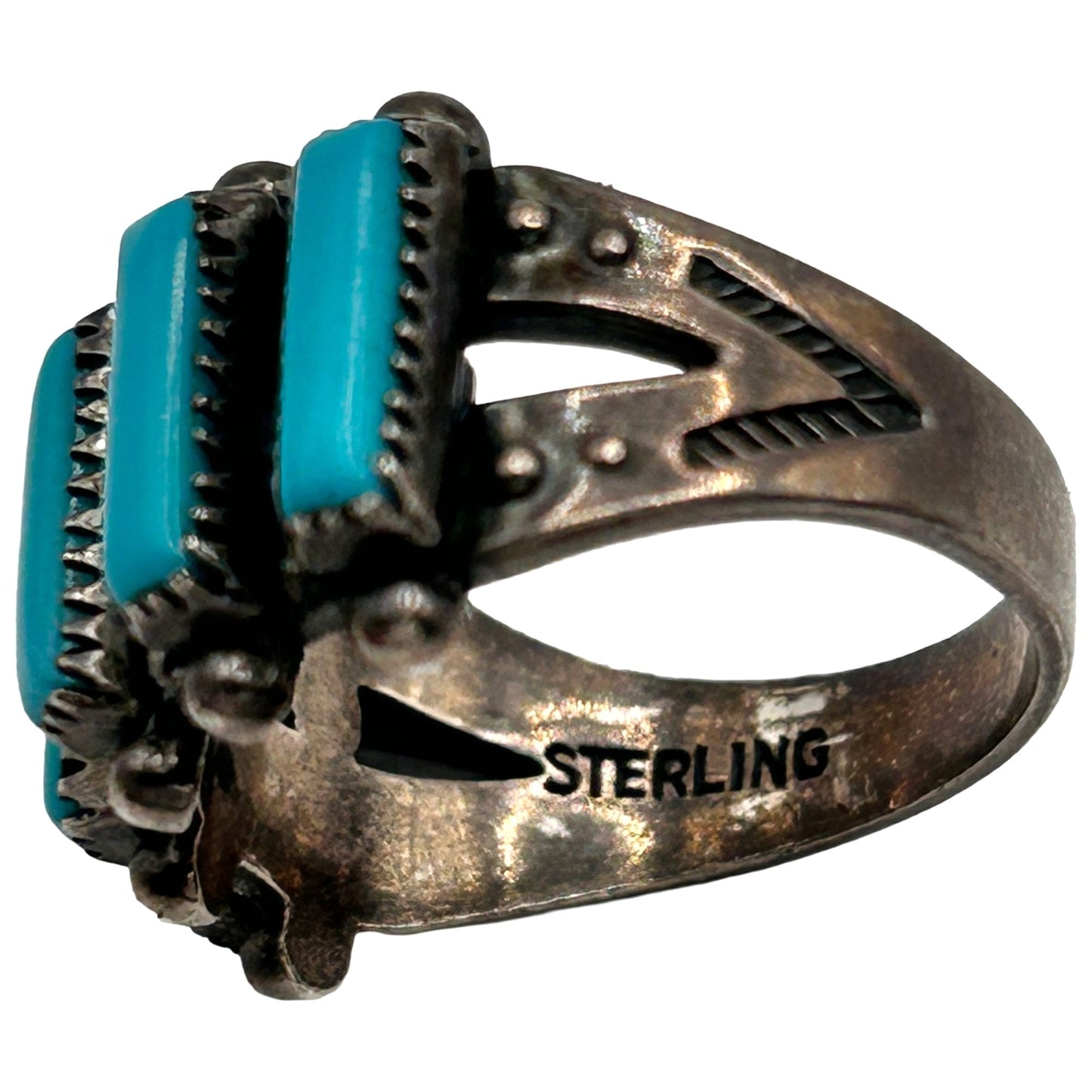 925 Sterling Silver Petit Point Old Pawn Synthetic Turquoise Ring - Size 6.75