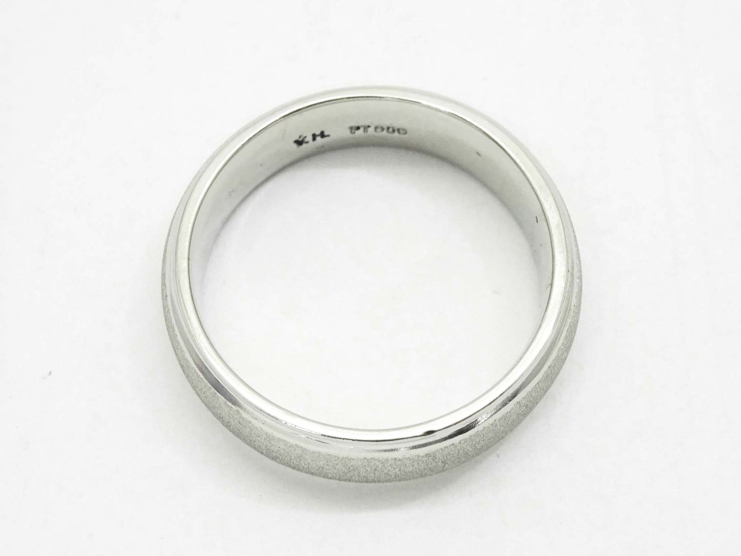 Men's 6mm Rounded Brushed Inlay Wedding Band Platinum Size 9.75