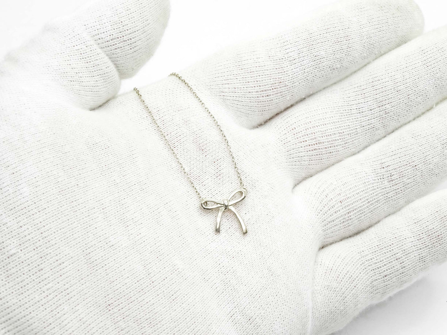 Tiffany & Co Bow Pendant Chain Necklace Sterling Silver 16"