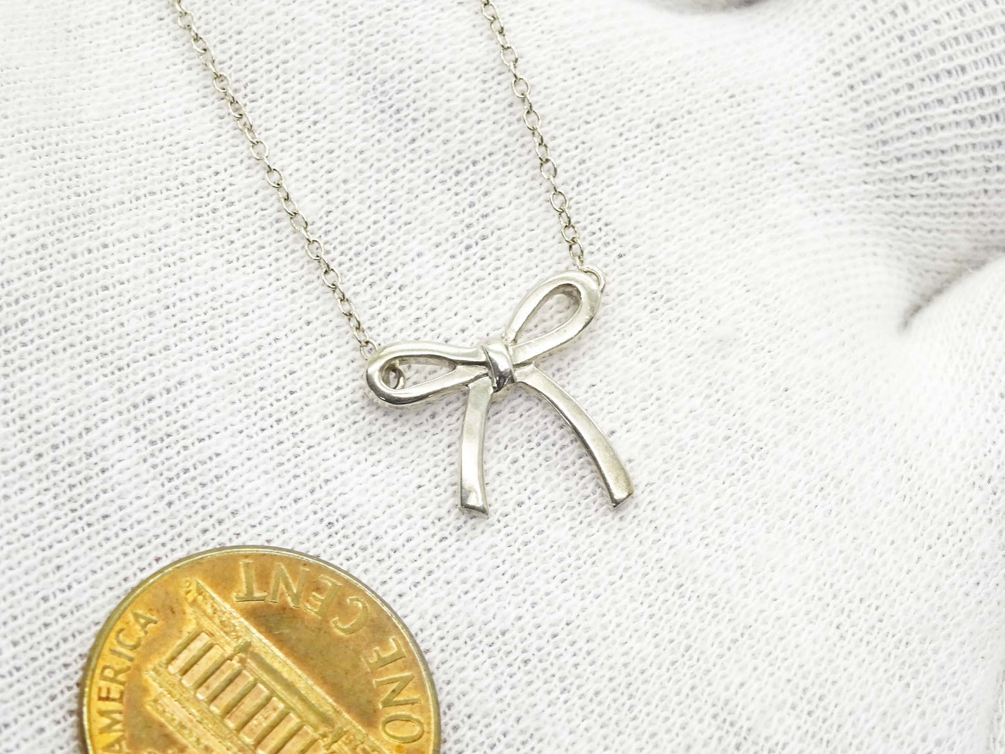 Tiffany & Co Bow Pendant Chain Necklace Sterling Silver 16"