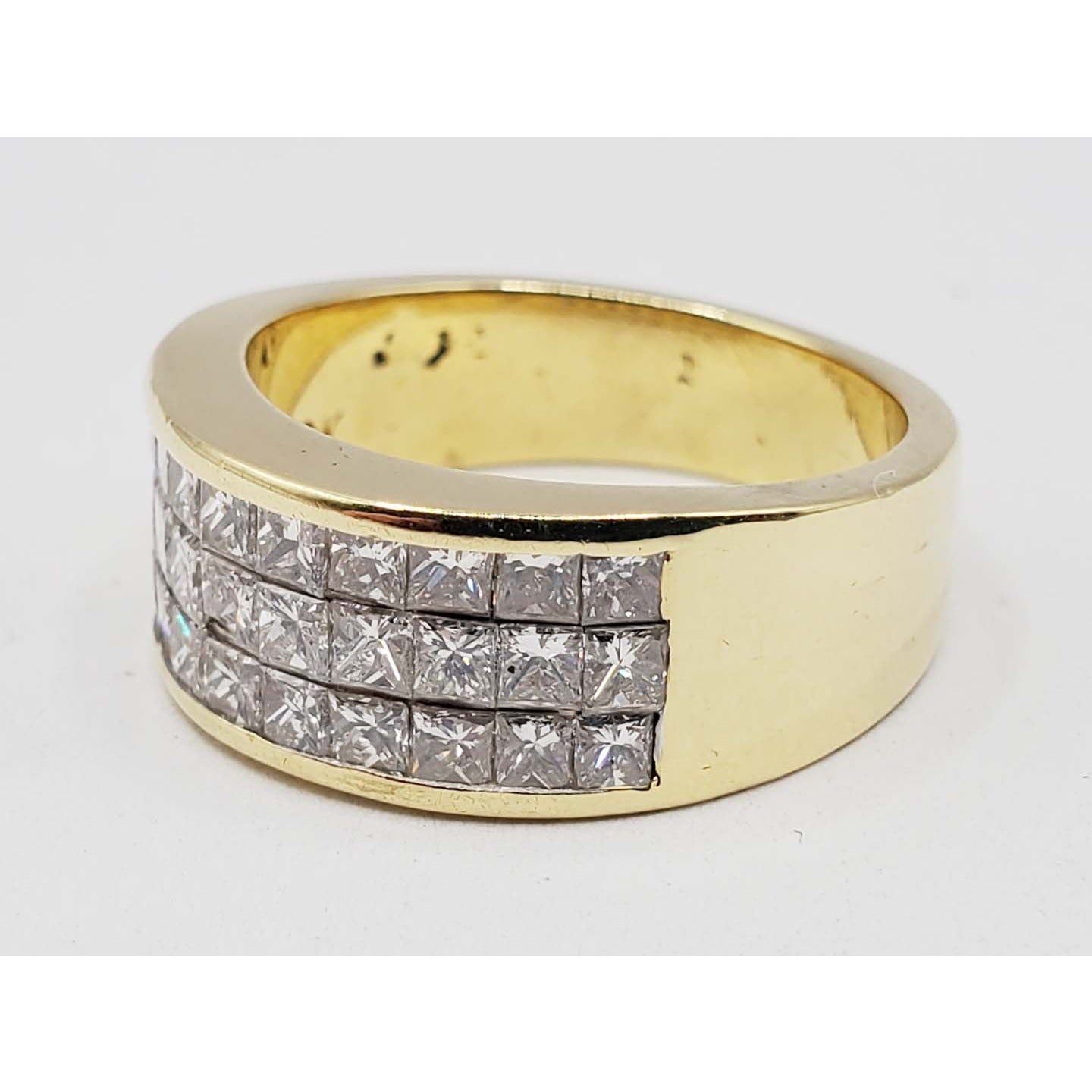 1.8 ctw Invisbly-Set Princess Diamond Pave Band Ring 18k Gold Size 6.5