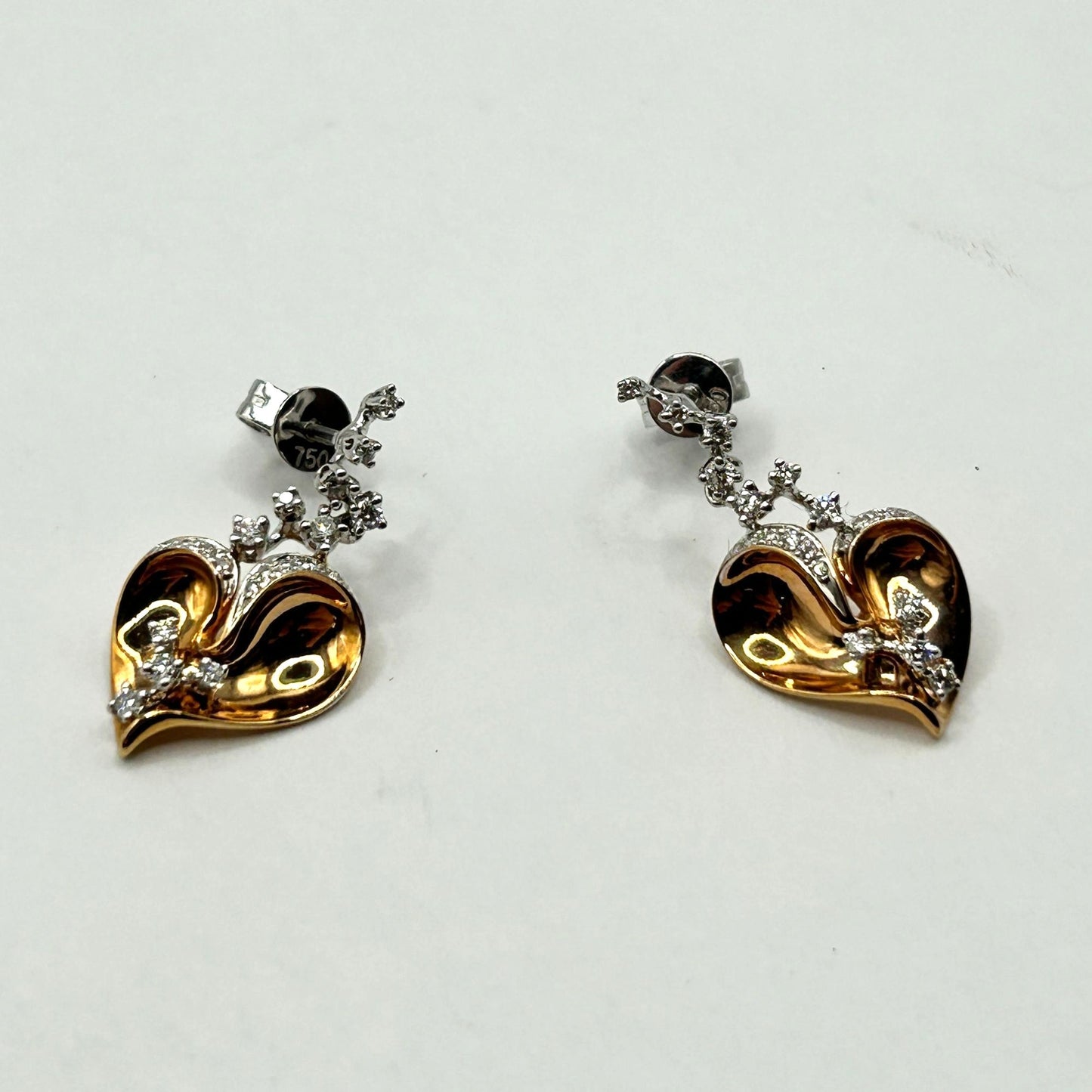18k .27ctw Diamond Heart Stud Earrings - Stardust Diamonds 18k Two-Tone Gold