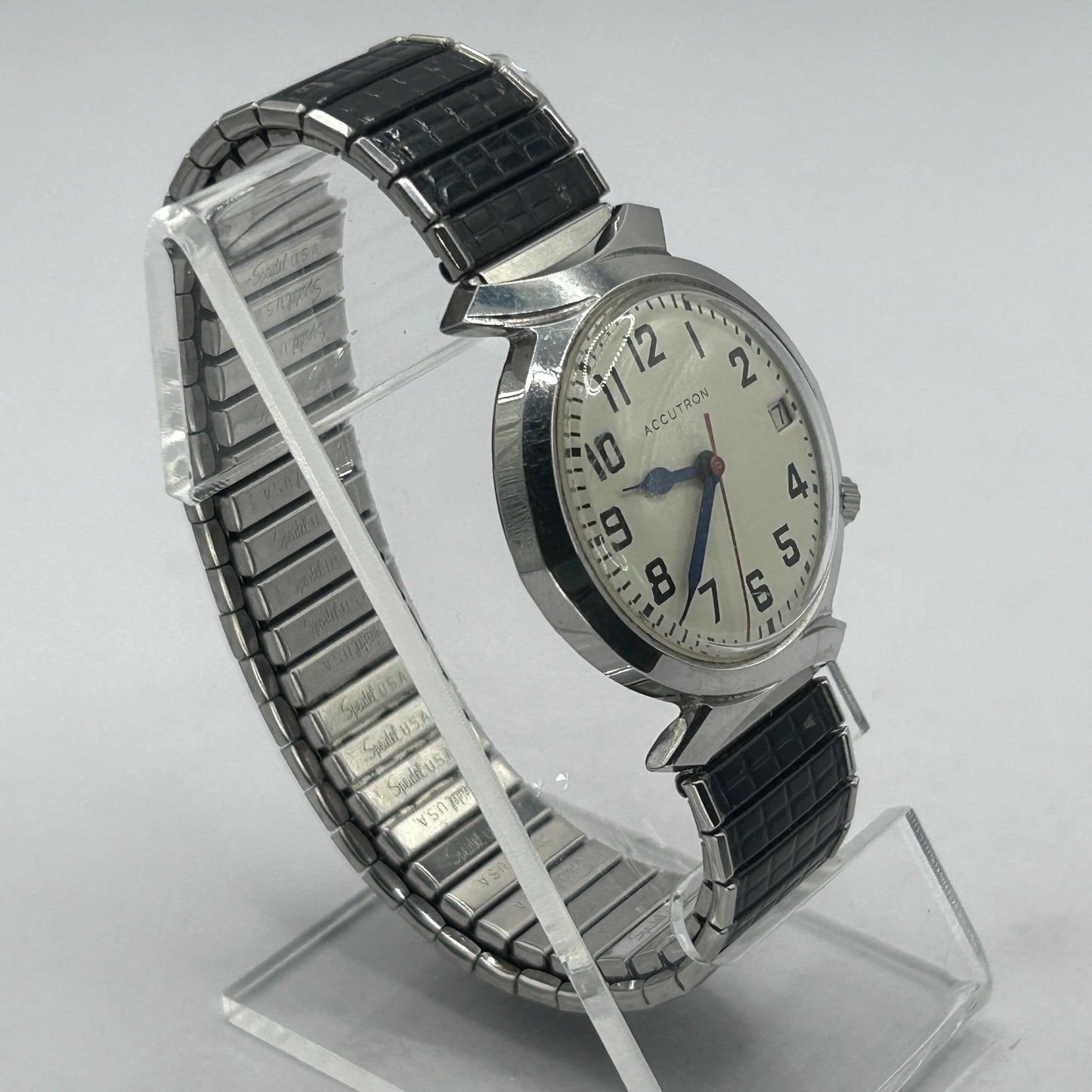 Vtg Rare 1967 Bulova Accutron 218 Bow Tie Lugs Electronic Tuning Fork Watch Date