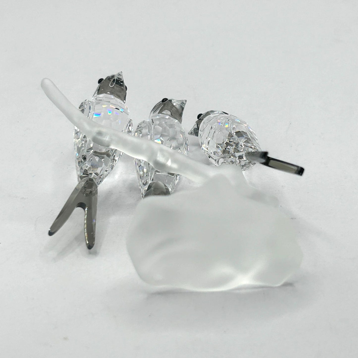 Swarovski Crystal 892039 Swallows In Box With Certificate