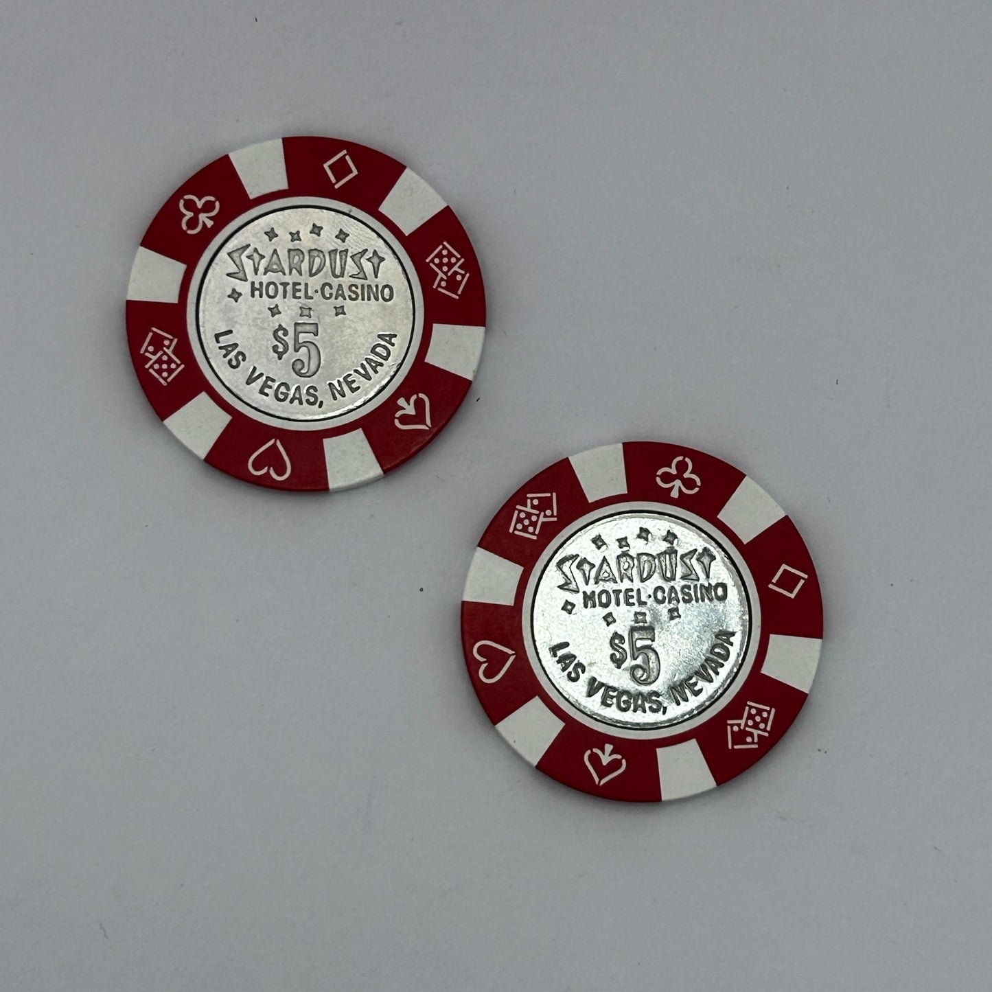 Lot of 2 1985 Stardust Hotel Casino Las Vegas Nevada $5 Chip