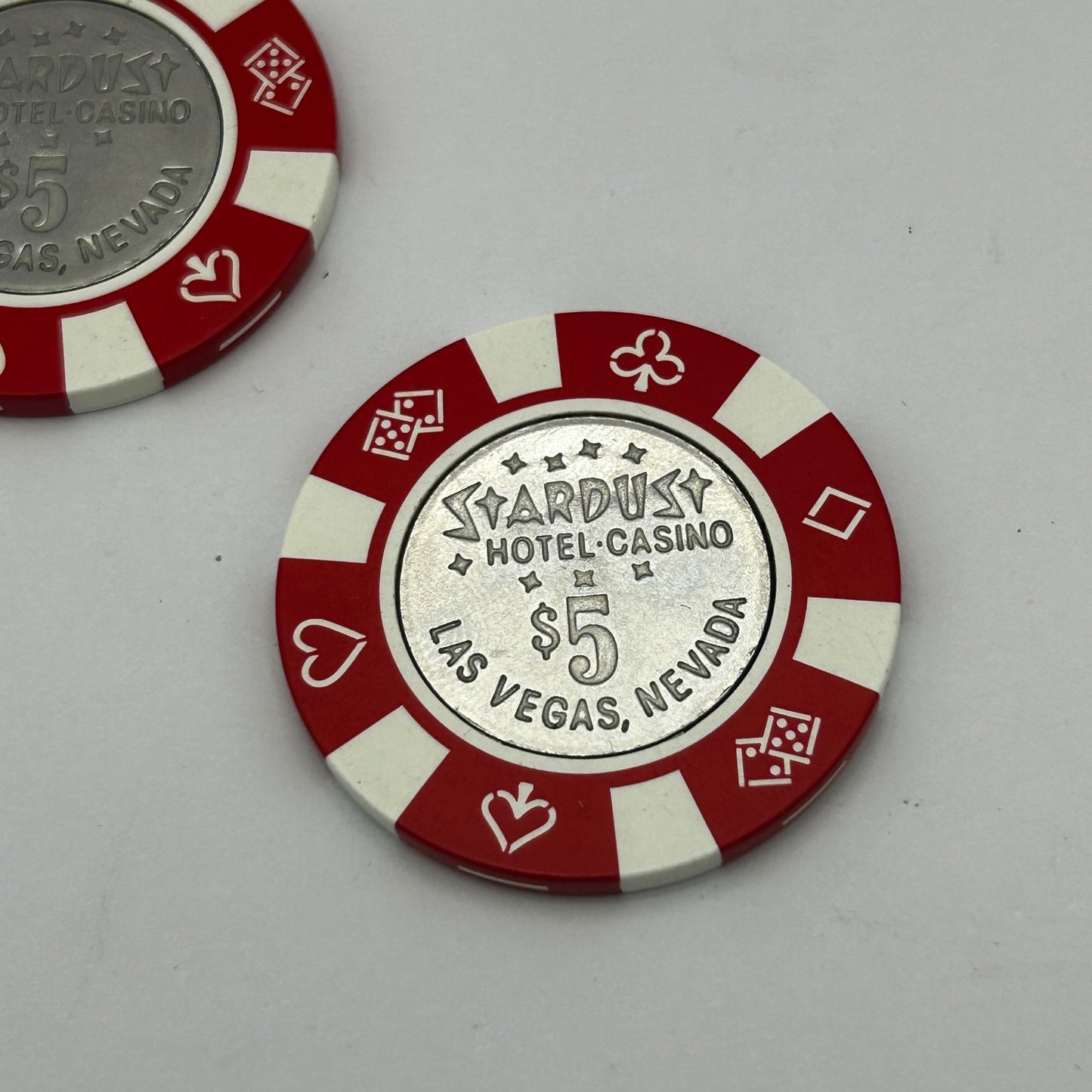 Lot of 2 1985 Stardust Hotel Casino Las Vegas Nevada $5 Chip