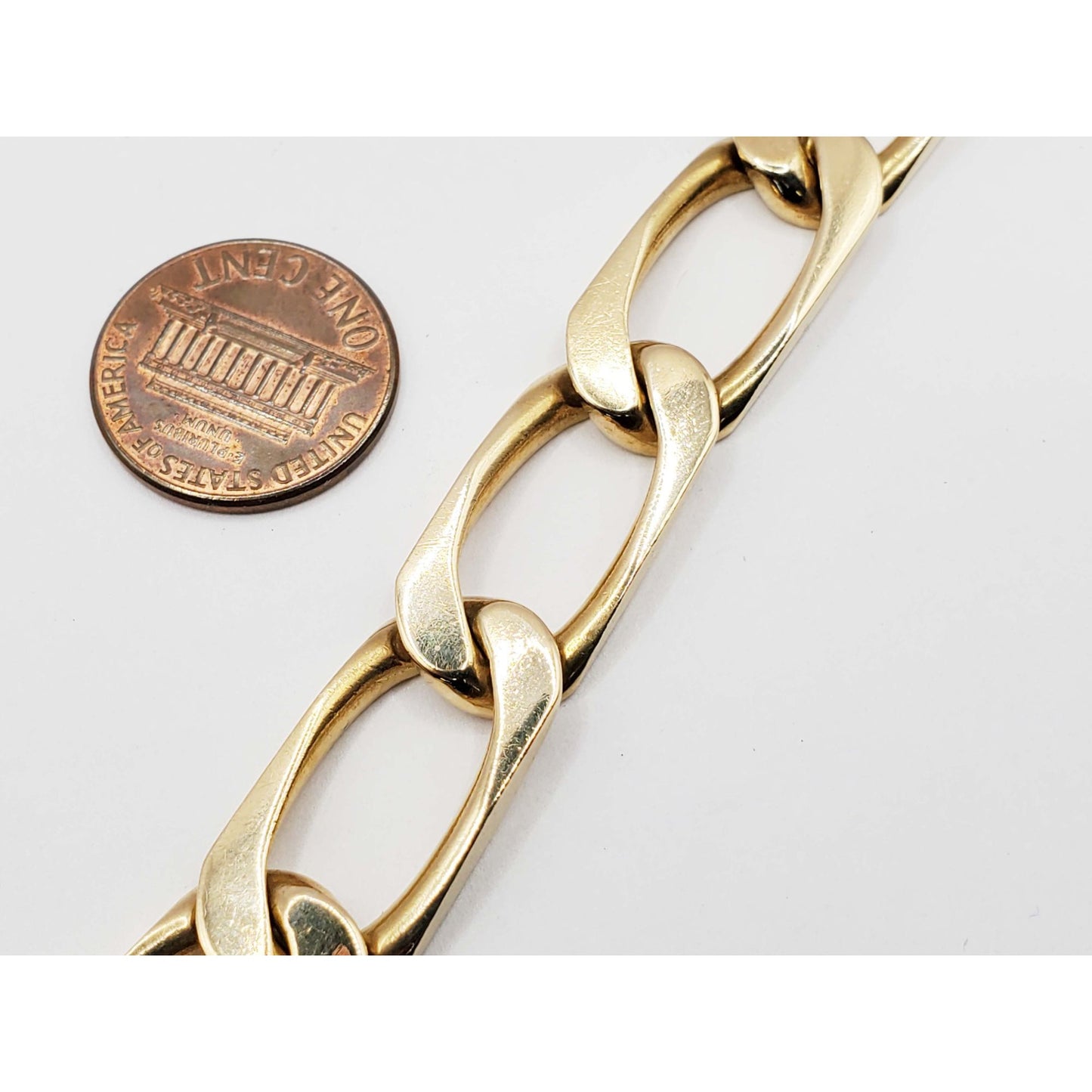 12.5mm Flat Curb Link Bracelet 18k Gold 63.9 Grams