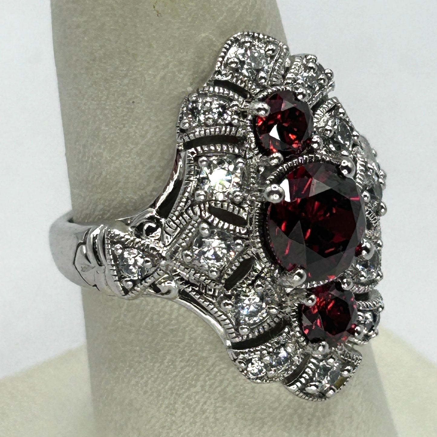 Art Deco Style Garnet & White Zircon 925 Sterling Silver Cluster Ring - Size 6