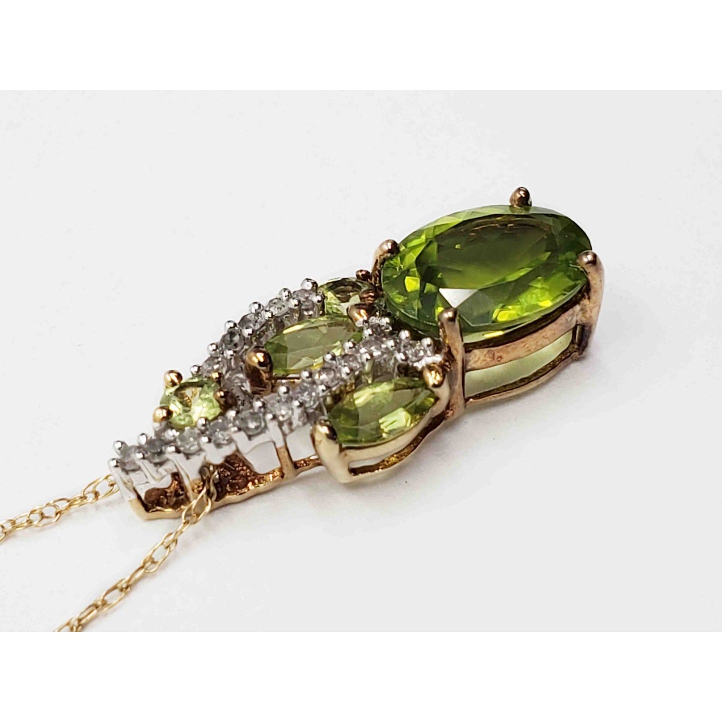 Heng Ngai Oval Peridot & Diamond Accent Pendant & Earrings Set 10k Gold