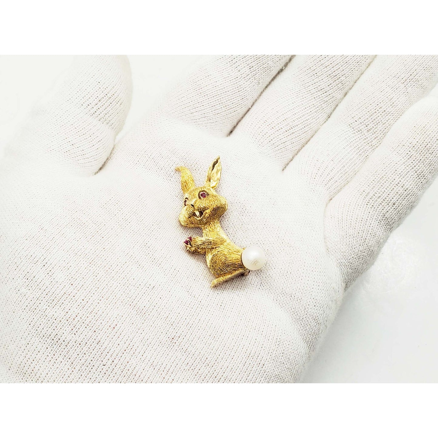 Vintage Bunny Rabbit Ruby & Pearl Brooch Pin 18k Gold